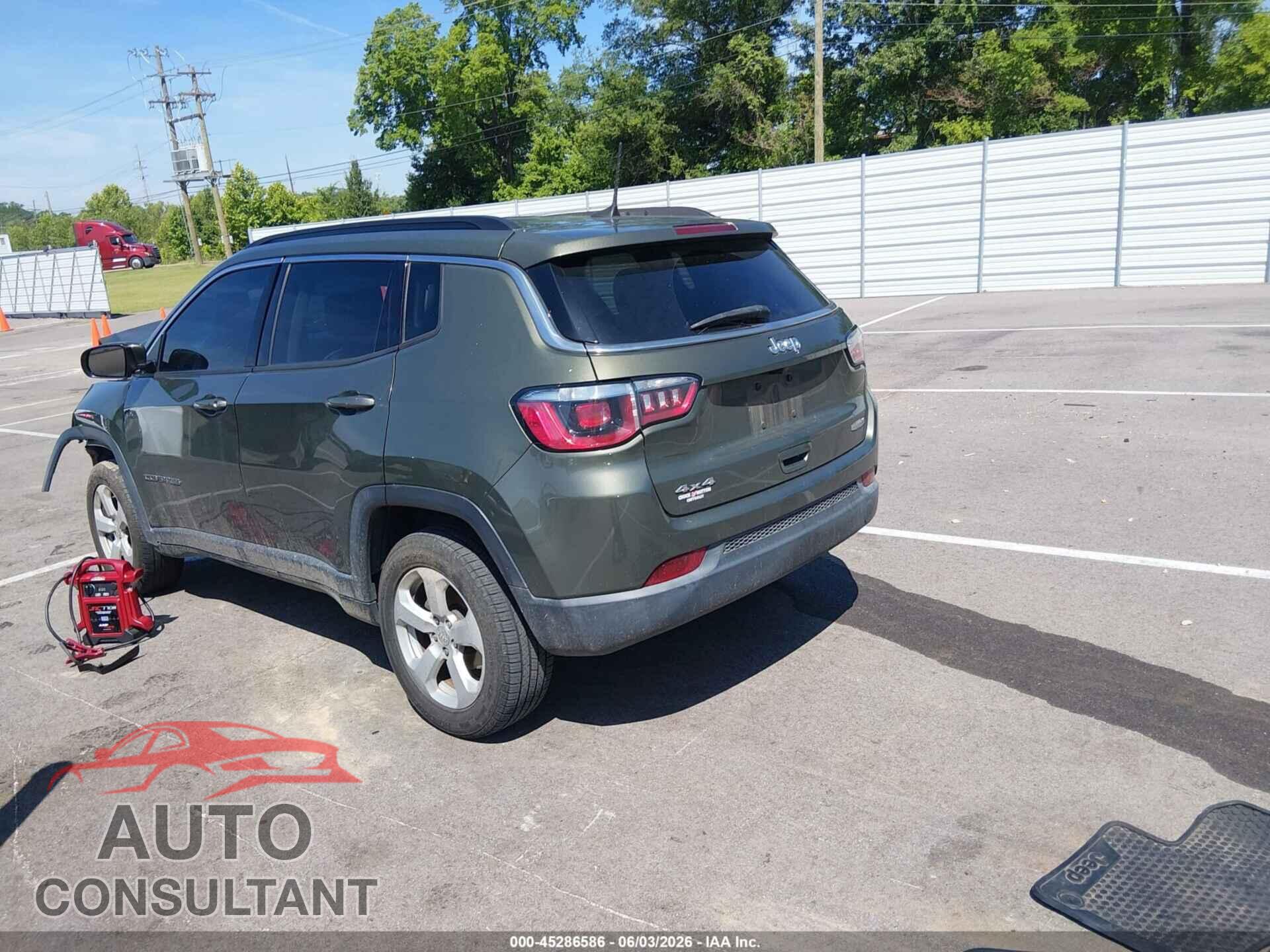 JEEP COMPASS 2018 - 3C4NJDBB8JT436897