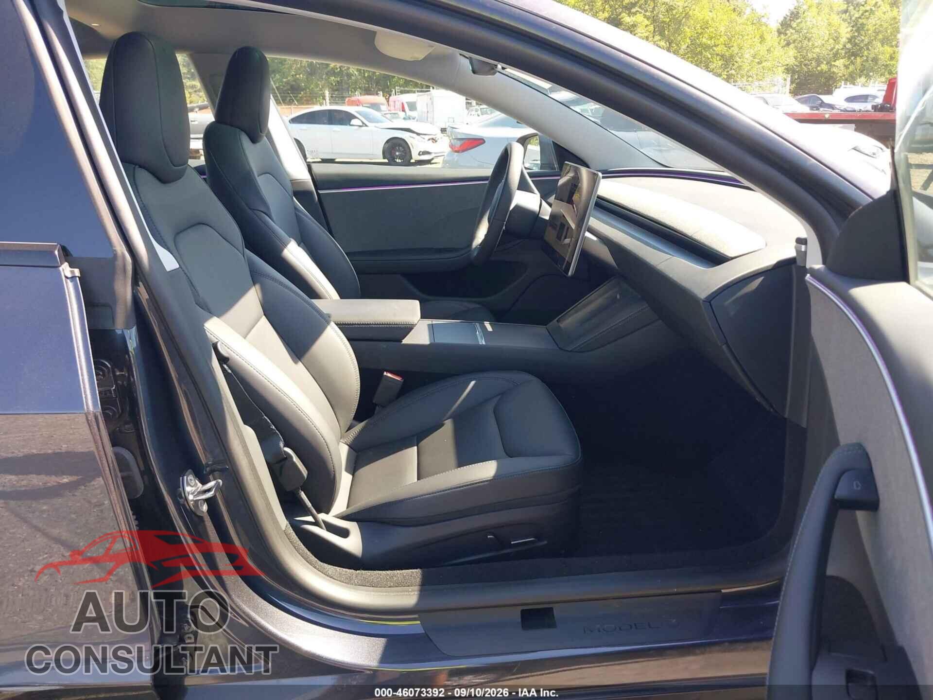 TESLA MODEL 3 2024 - 5YJ3E1EA4RF764969