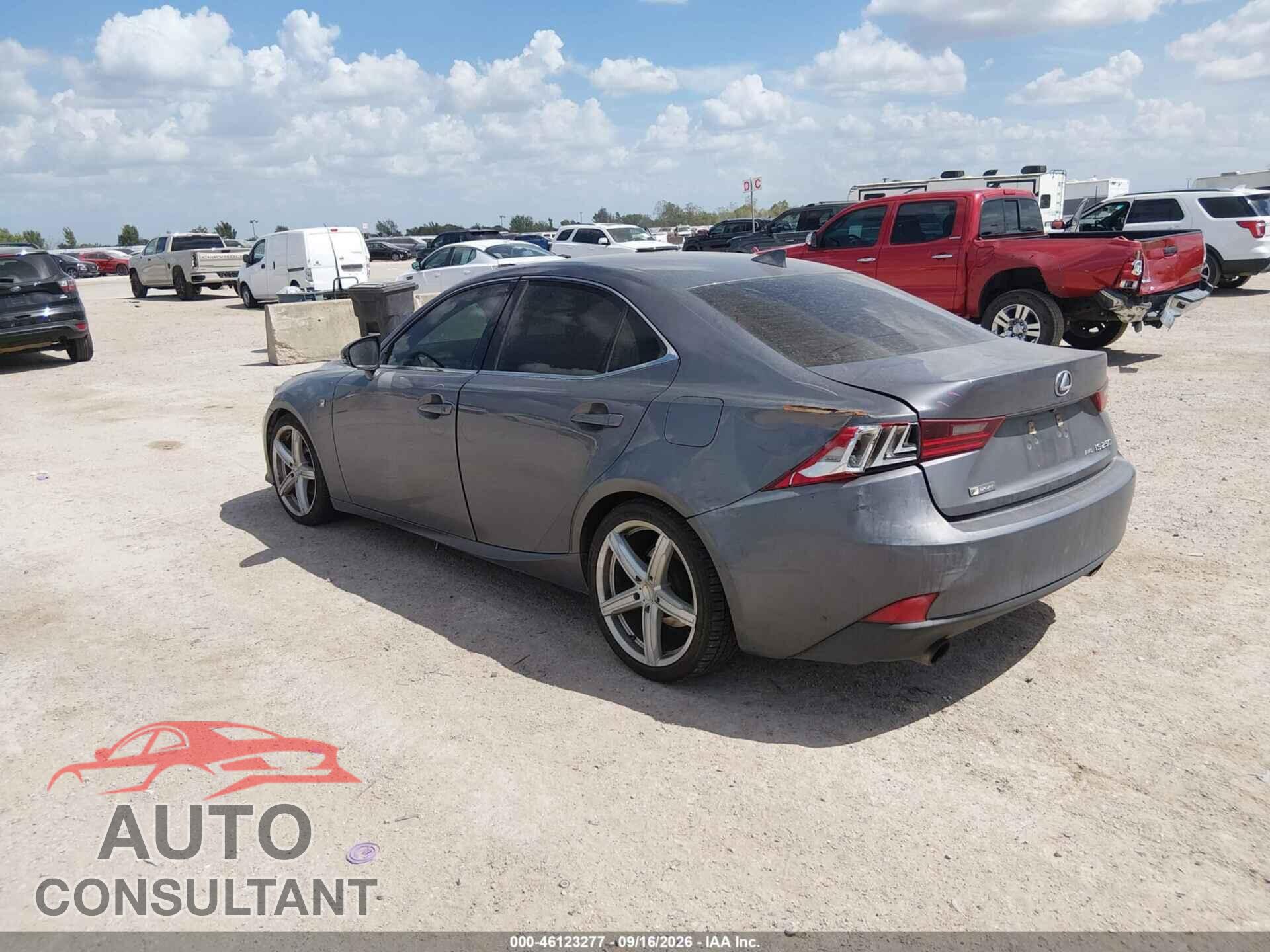 LEXUS IS 250 2015 - JTHCF1D26F5023855