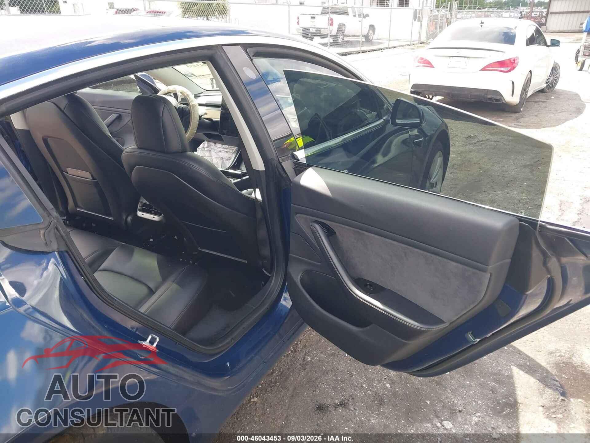 TESLA MODEL 3 2018 - 5YJ3E1EA3JF024902