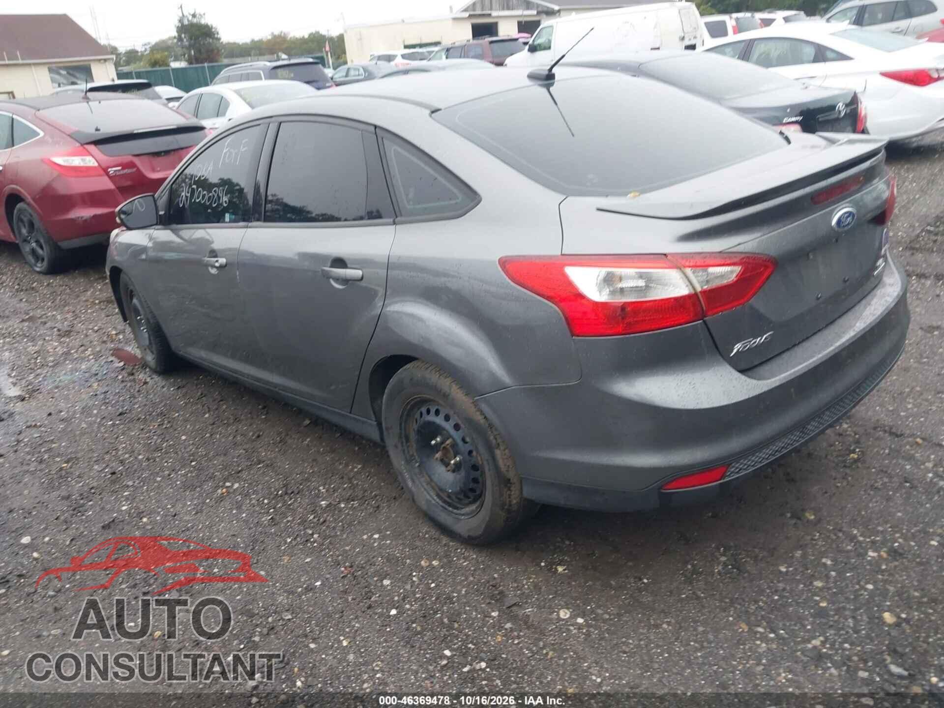 FORD FOCUS 2013 - 1FADP3F26DL370175