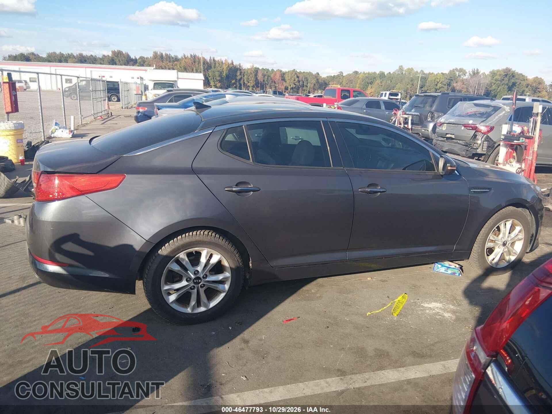 KIA OPTIMA 2011 - KNAGN4A71B5165657