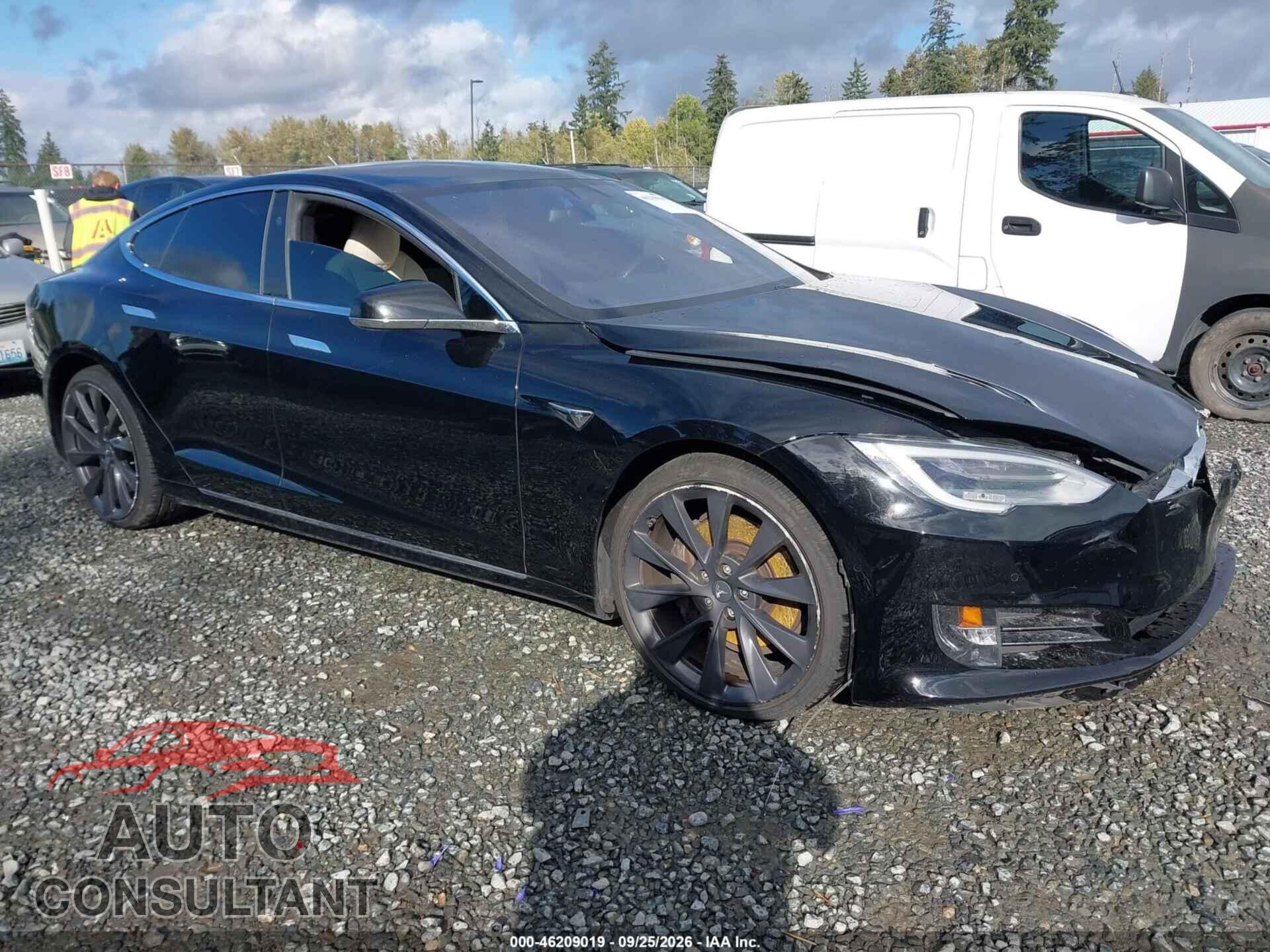 TESLA MODEL S 2020 - 5YJSA1E29LF388552
