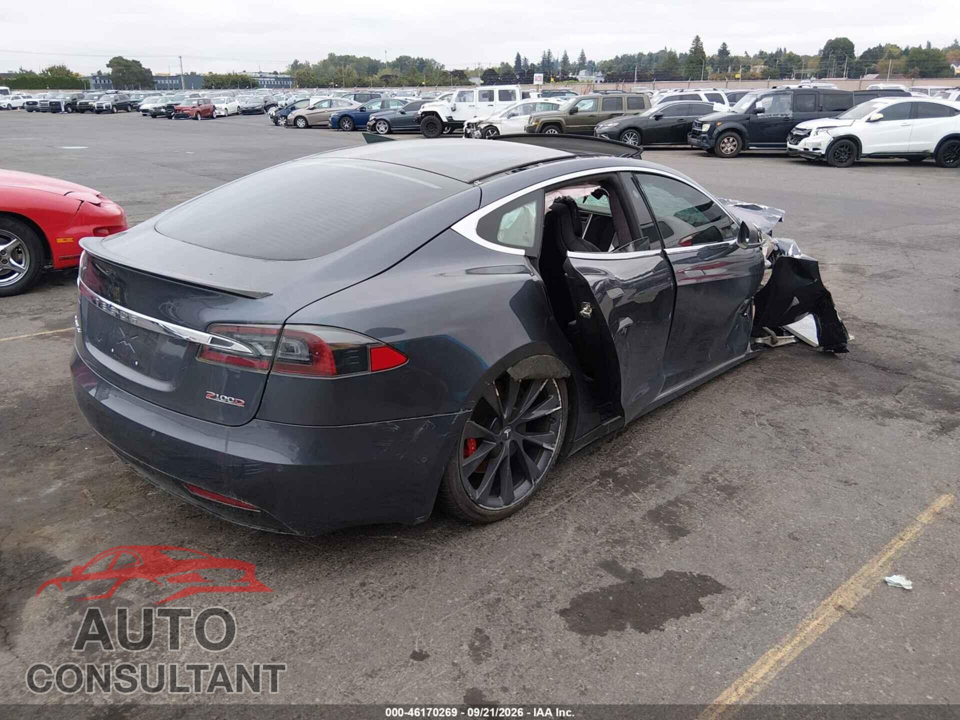 TESLA MODEL S 2018 - 5YJSA1E45JF248111