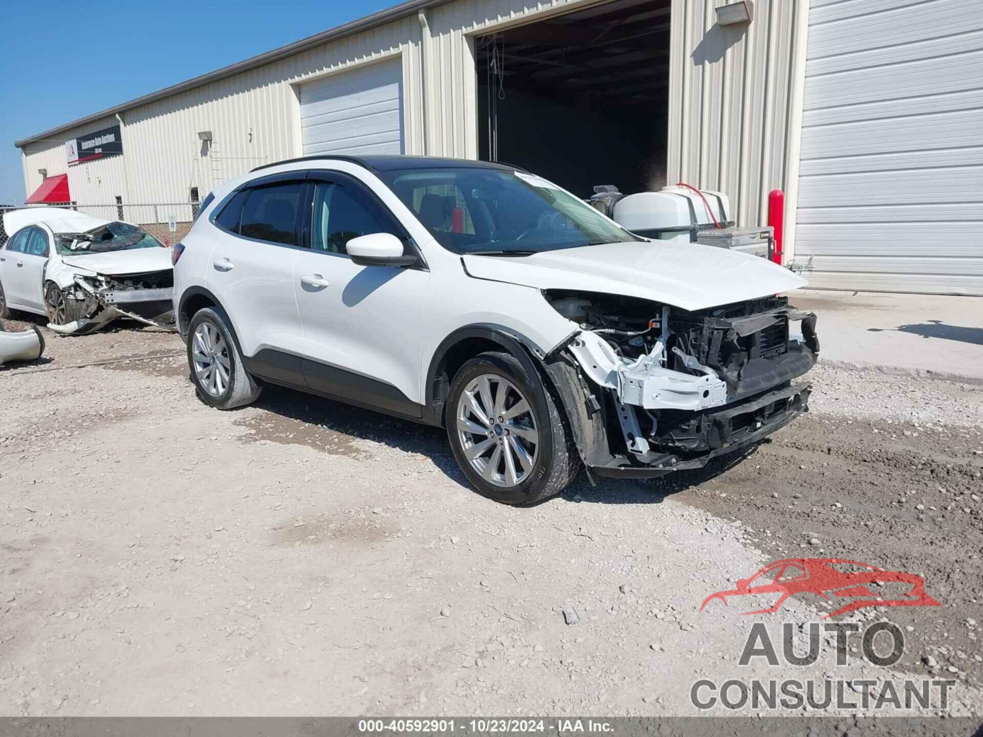 FORD ESCAPE 2021 - 1FMCU9J93MUB11168