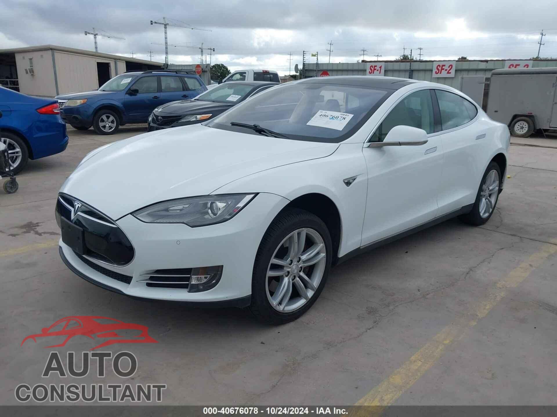 TESLA MODEL S 2013 - 5YJSA1DNXDFP18941