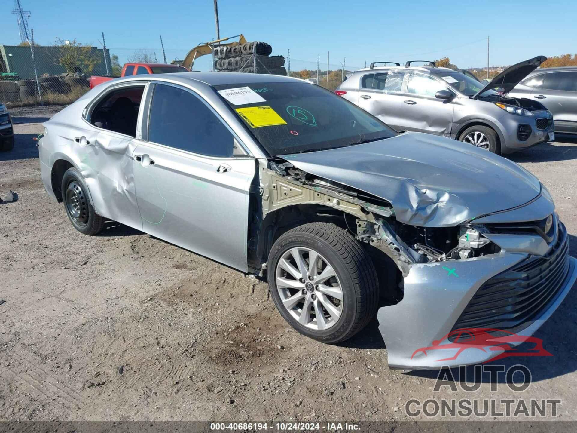 TOYOTA CAMRY 2019 - 4T1B11HK8KU256685