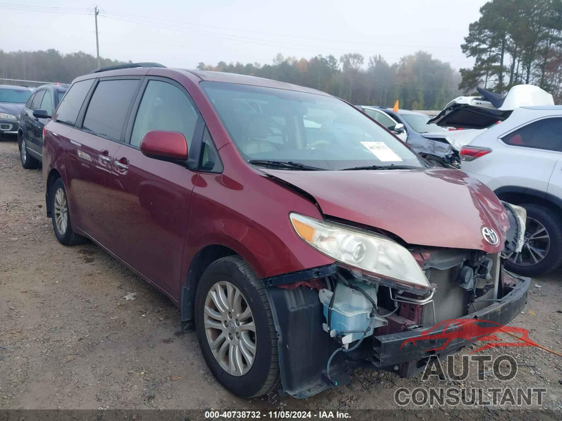 TOYOTA SIENNA 2014 - 5TDYK3DC4ES500833