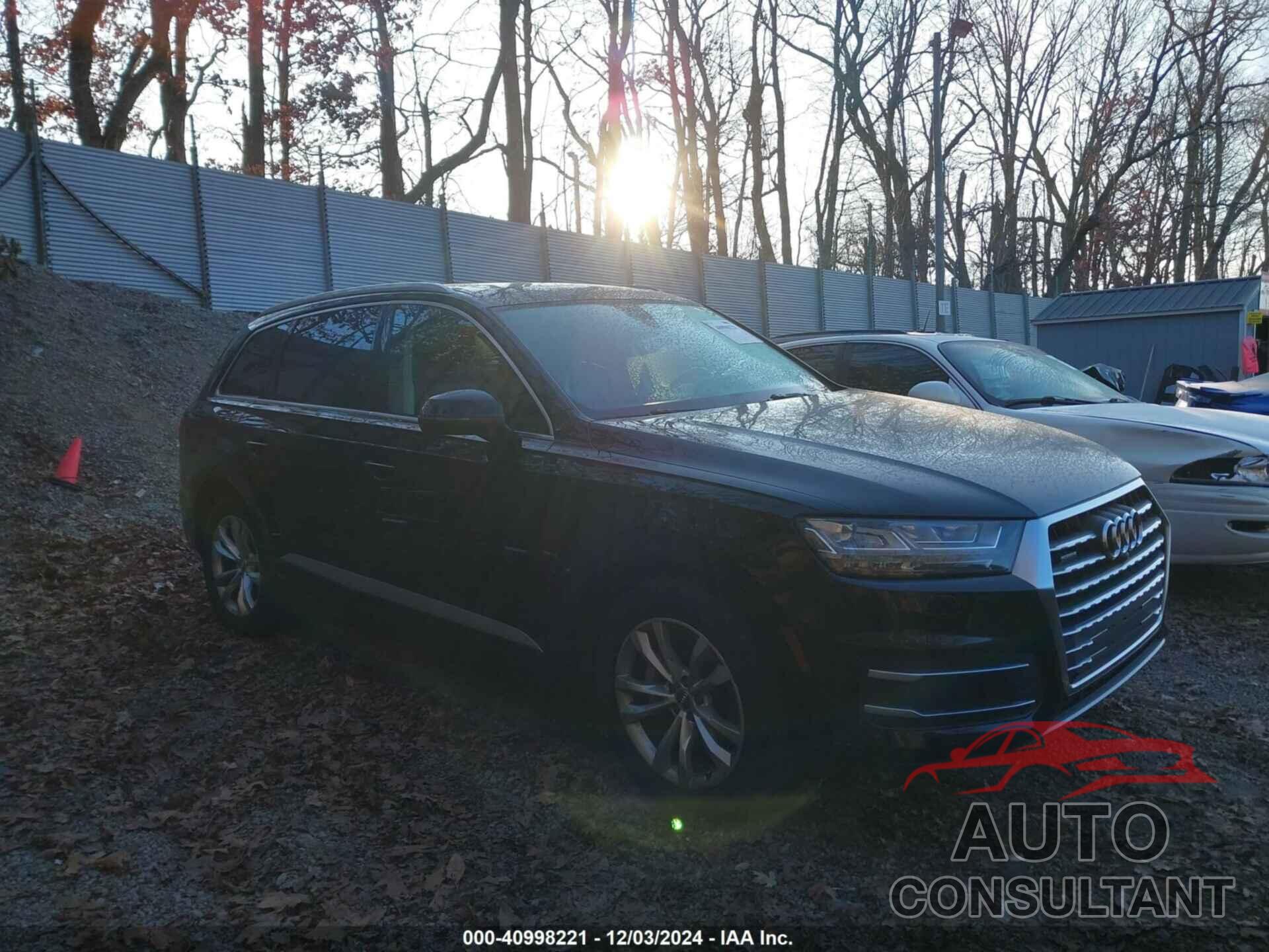 AUDI Q7 2019 - WA1LAAF71KD046169