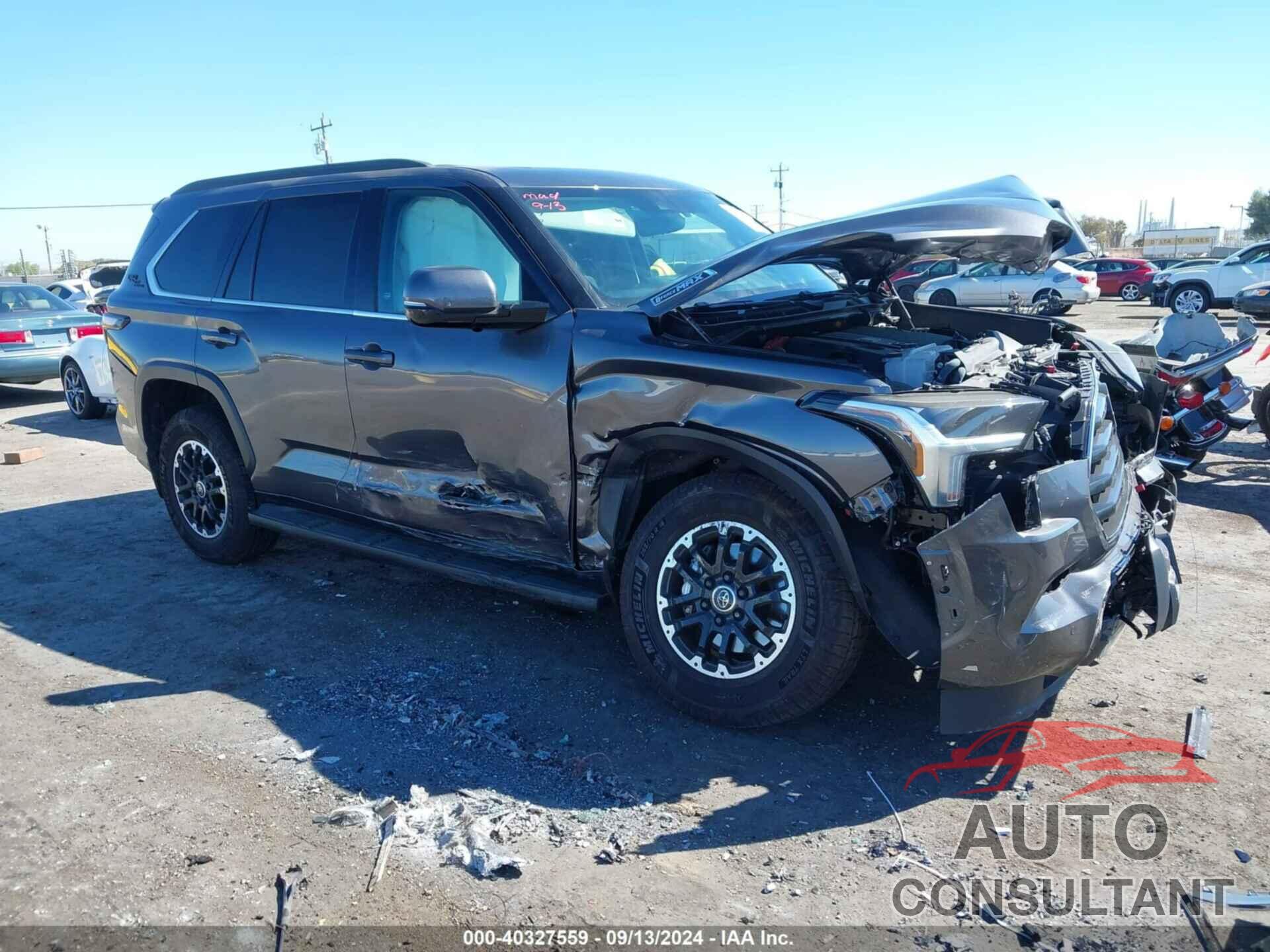 TOYOTA SEQUOIA 2023 - 7SVAAABA4PX012706
