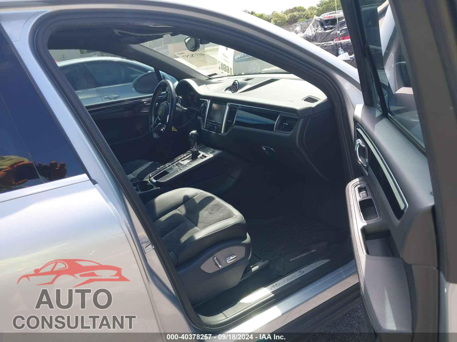 PORSCHE MACAN 2016 - WP1AB2A51GLB53871