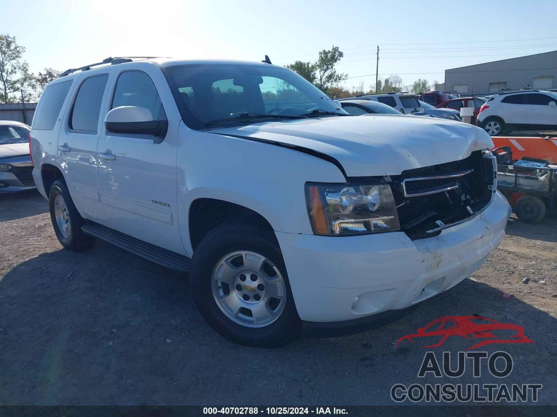 CHEVROLET TAHOE 2011 - 1GNSCBE05BR149417