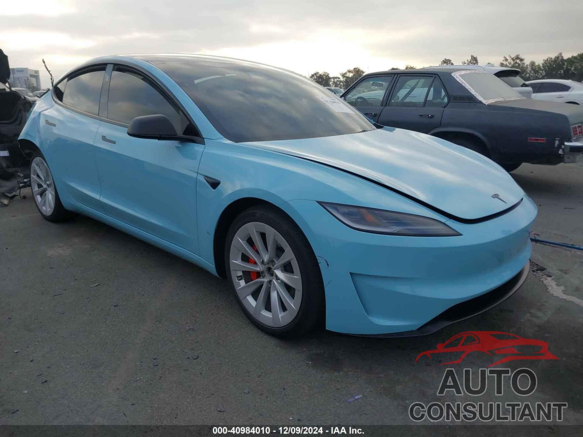 TESLA MODEL 3 2024 - 5YJ3E1ET5RF863849