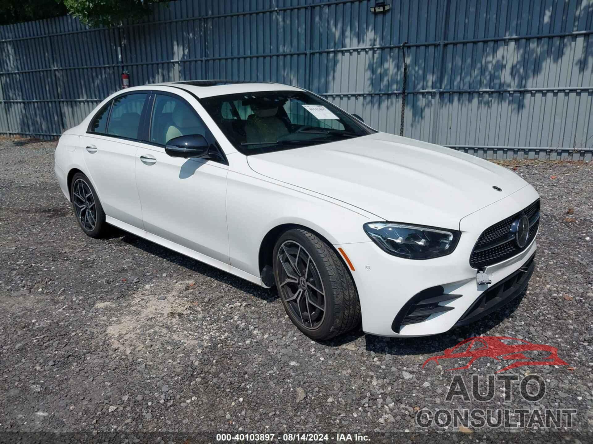MERCEDES-BENZ E 350 2022 - W1KZF8DB5NB072555