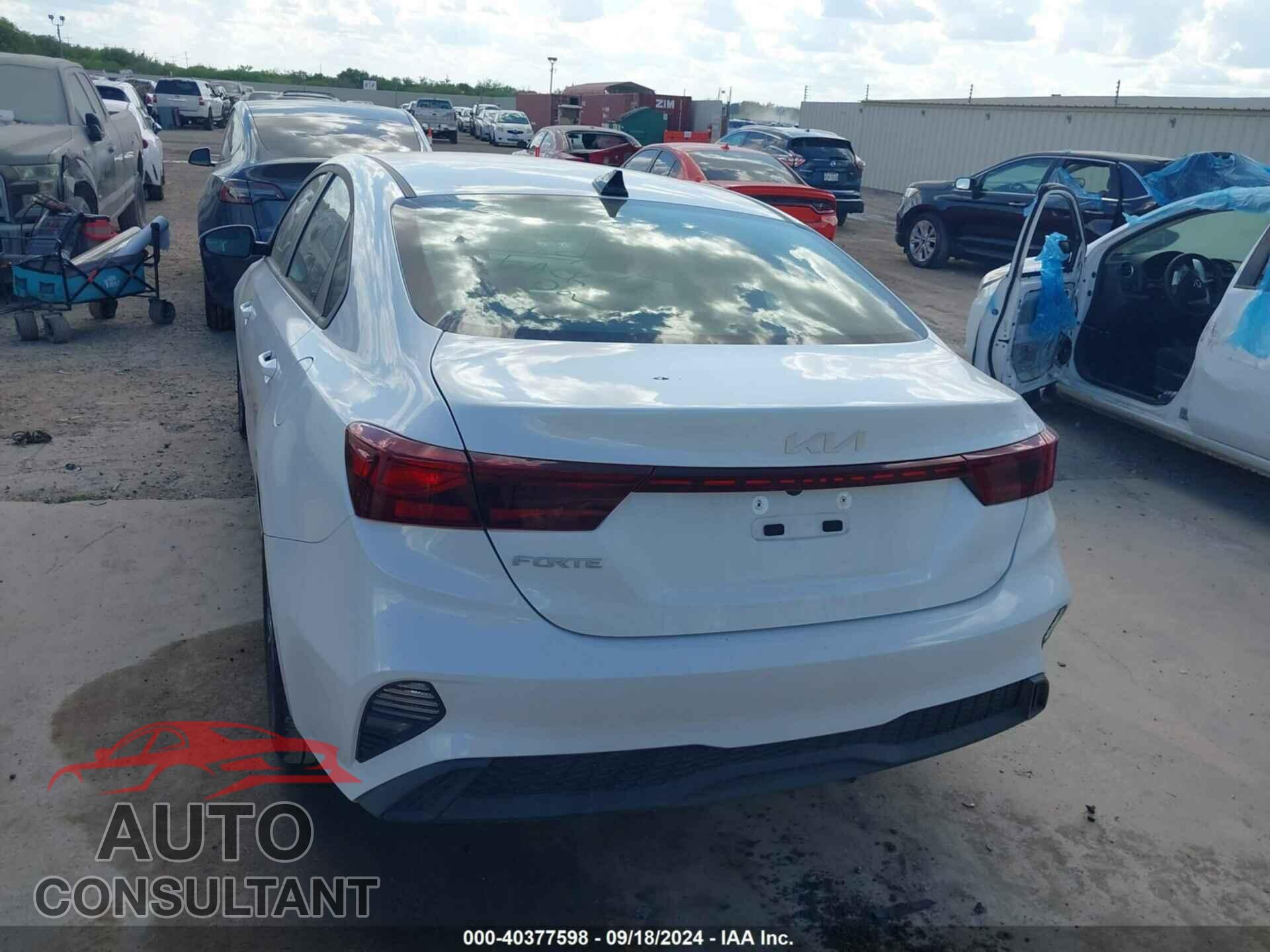 KIA FORTE 2024 - 3KPF24AD3RE818842