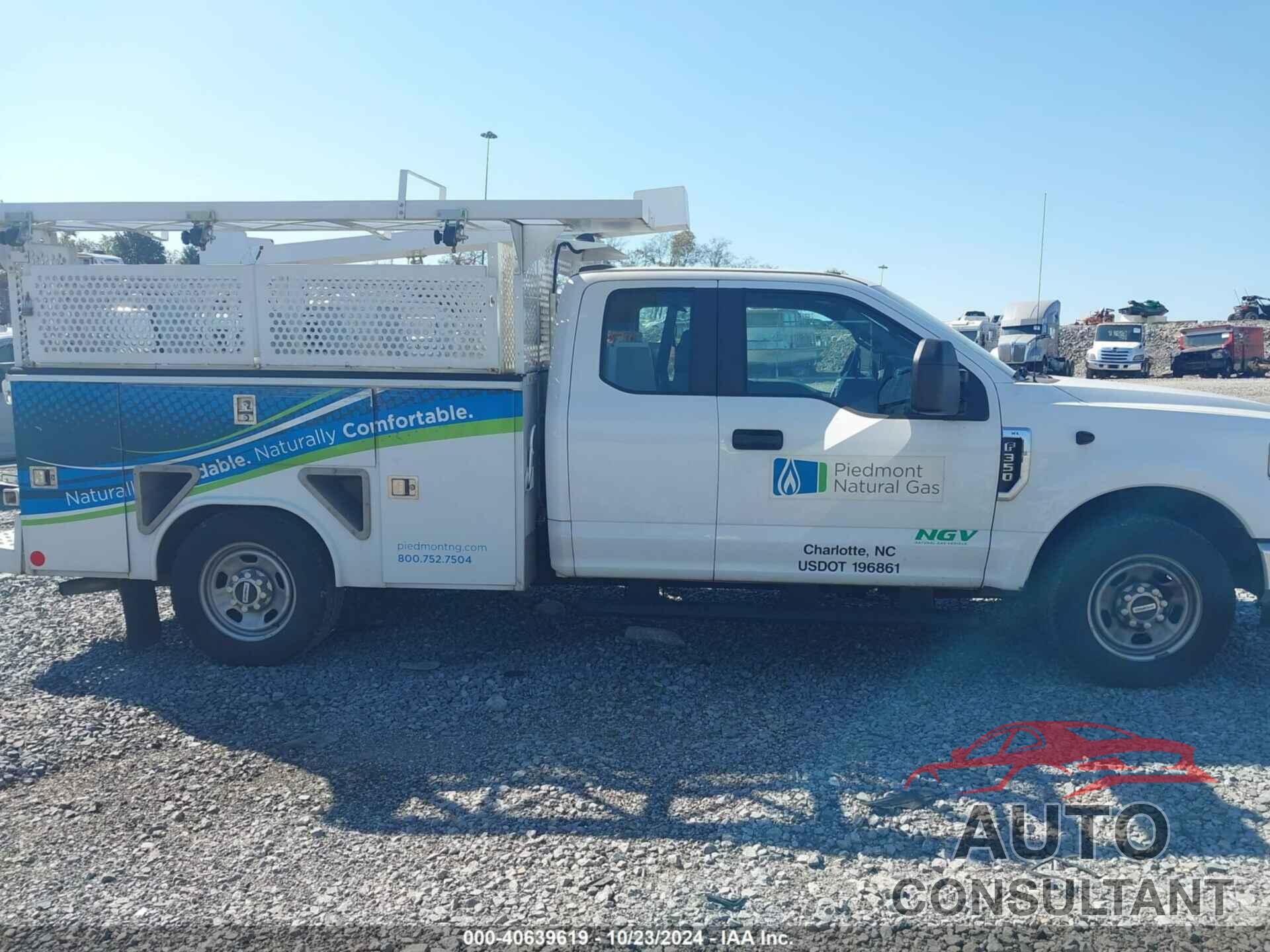 FORD F-350 2021 - 1FD8X3A62MED08651
