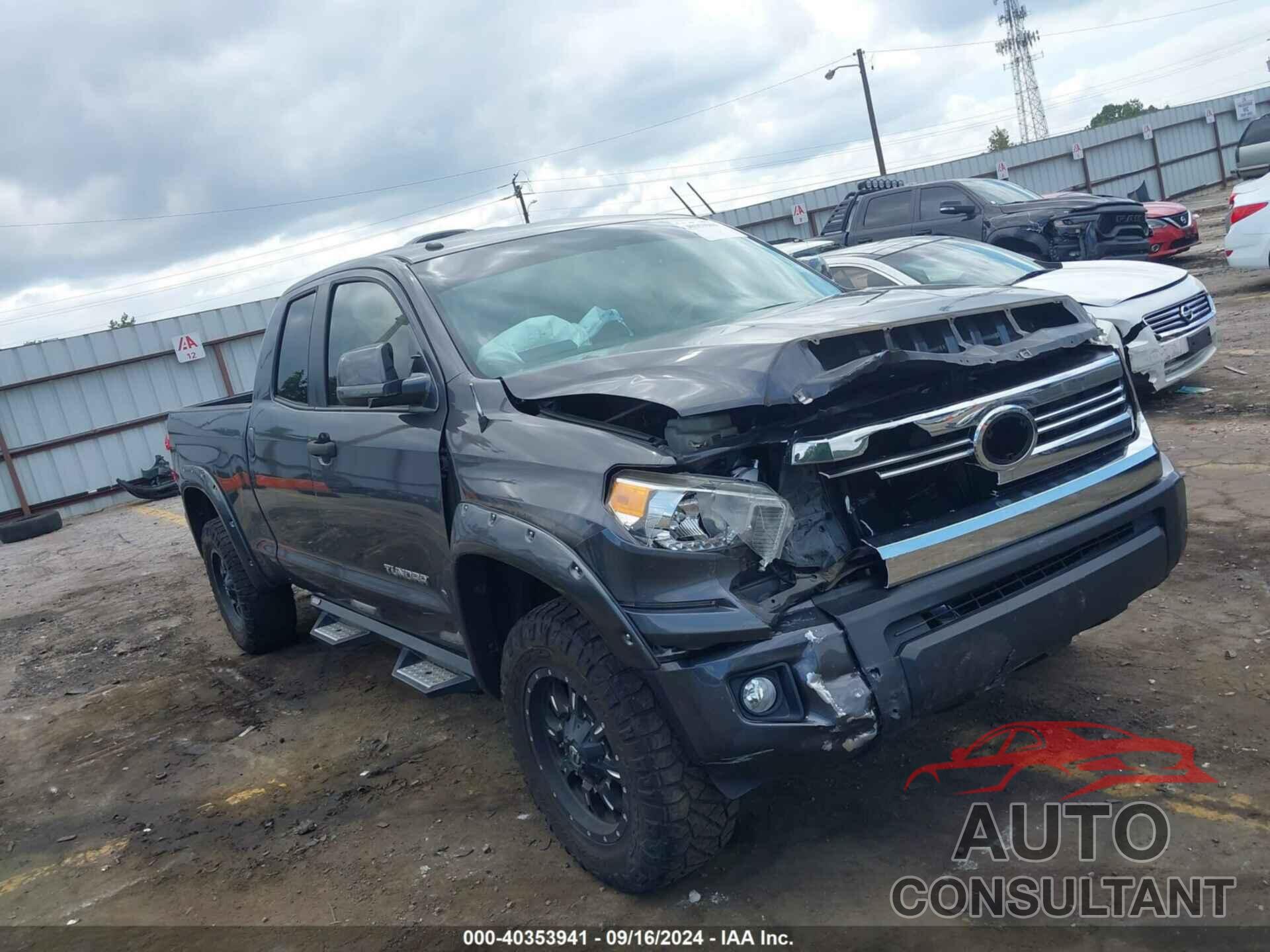 TOYOTA TUNDRA 2017 - 5TFRM5F18HX116994