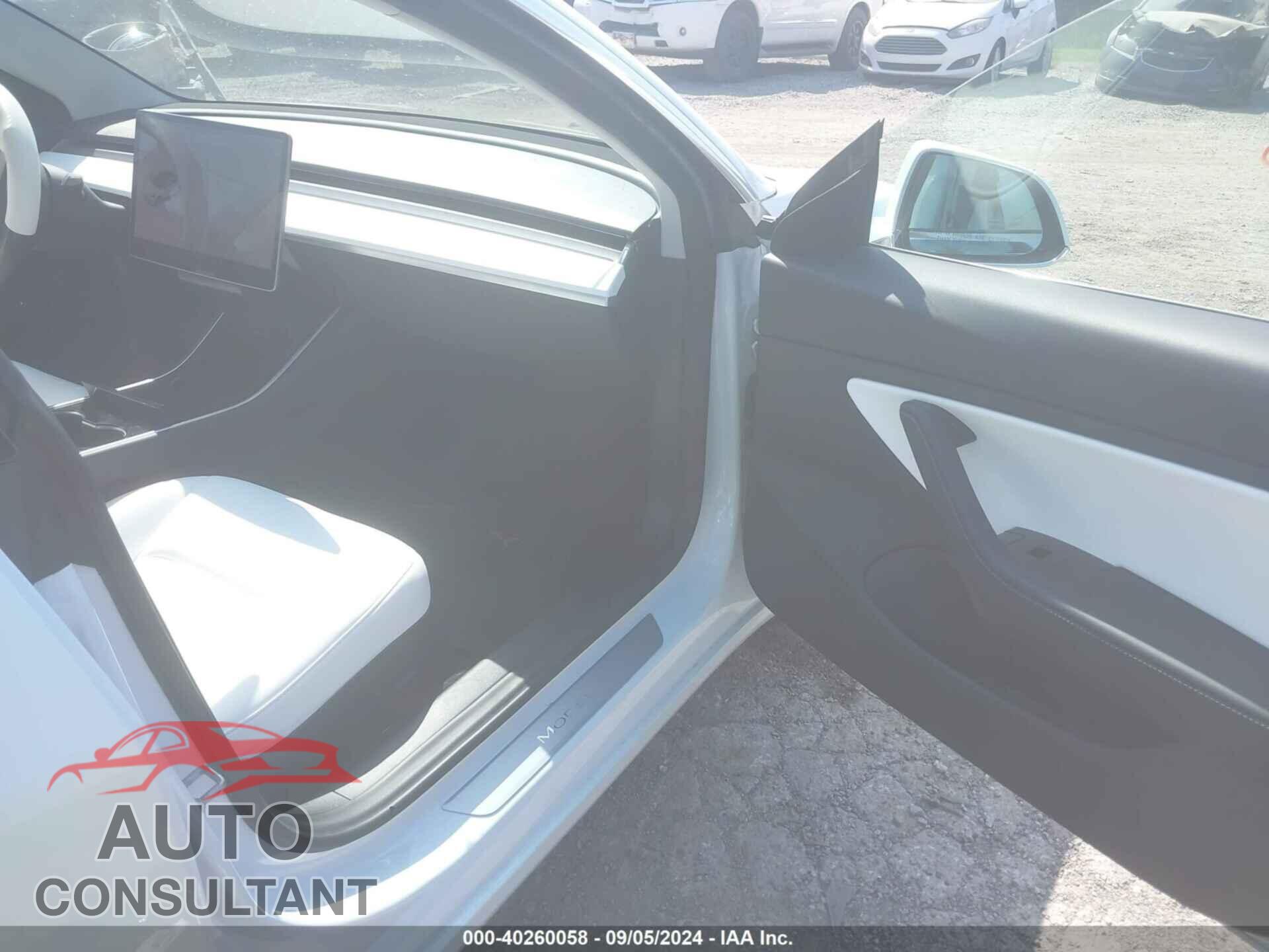 TESLA MODEL 3 2018 - 5YJ3E1EB2JF101283