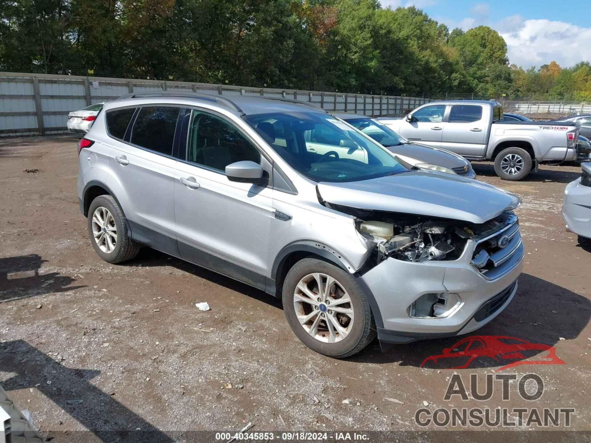 FORD ESCAPE 2017 - 1FMCU0GD8HUC64271