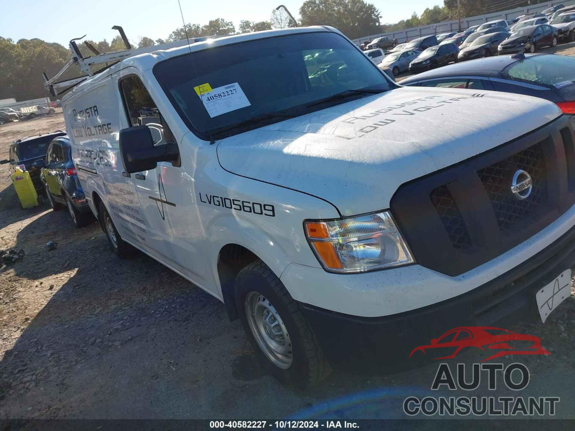 NISSAN NV CARGO NV1500 2017 - 1N6BF0KM7HN805271