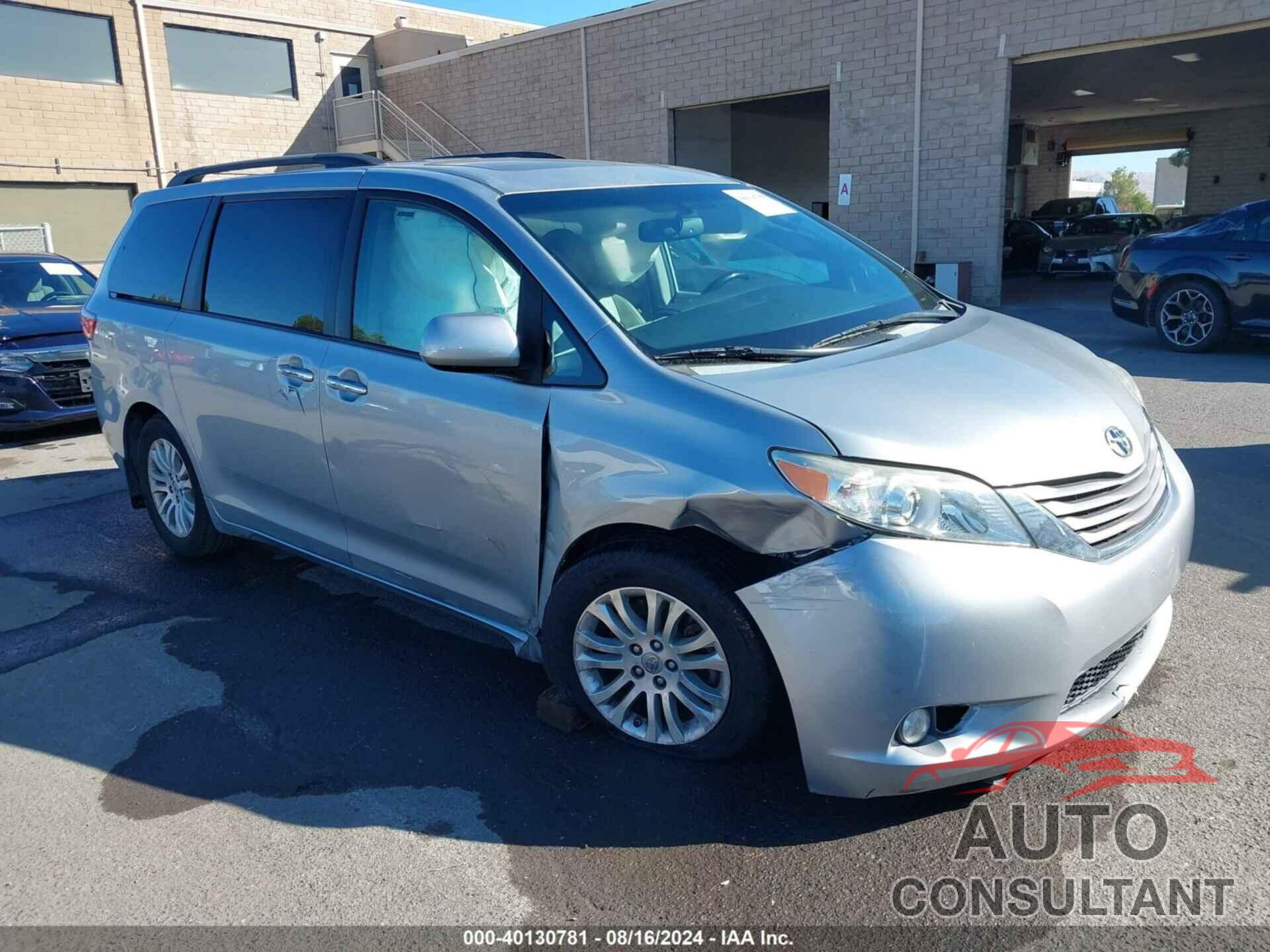 TOYOTA SIENNA 2015 - 5TDYK3DC1FS530017