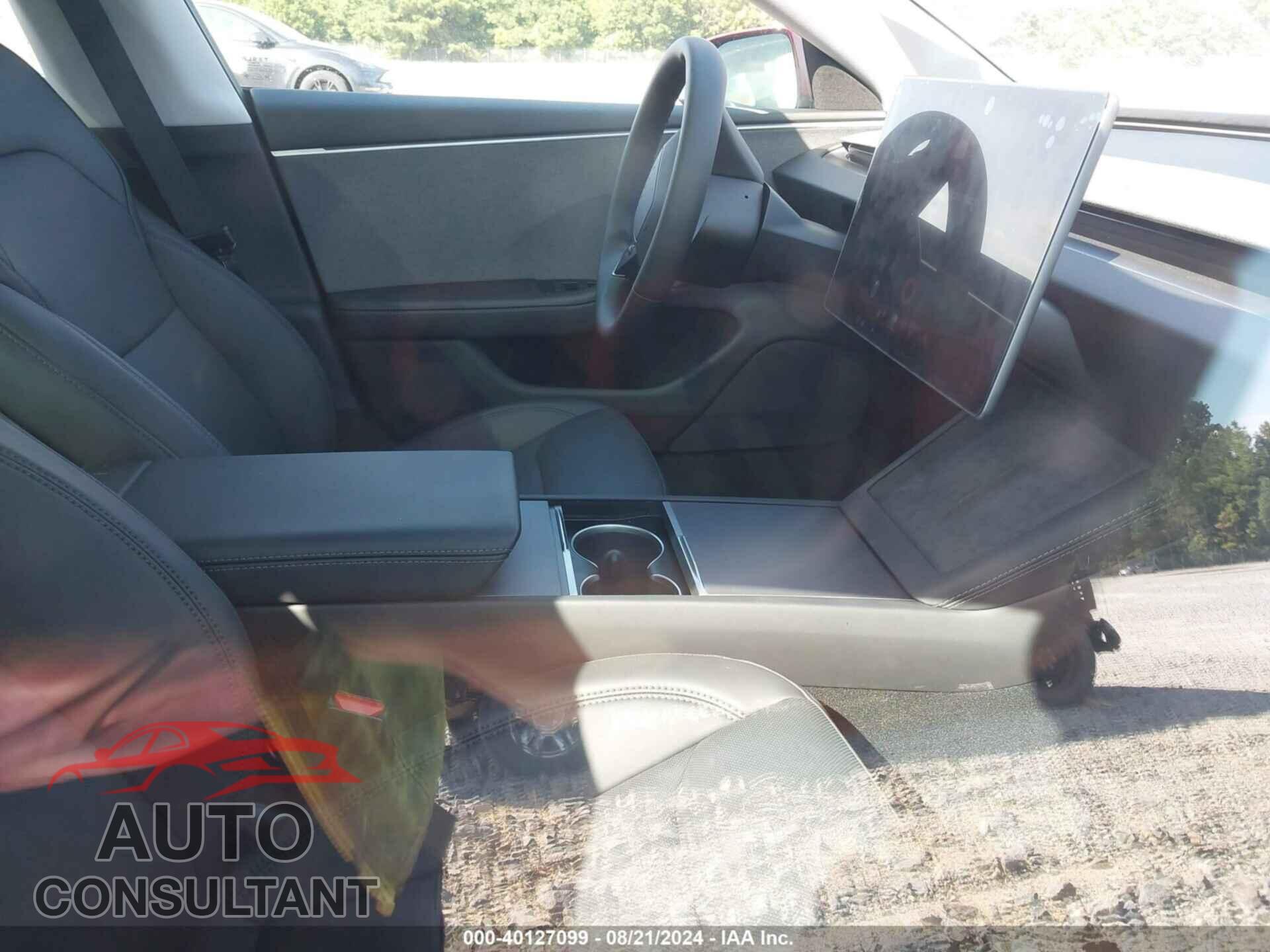 TESLA MODEL 3 2024 - 5YJ3E1EA7RF734073