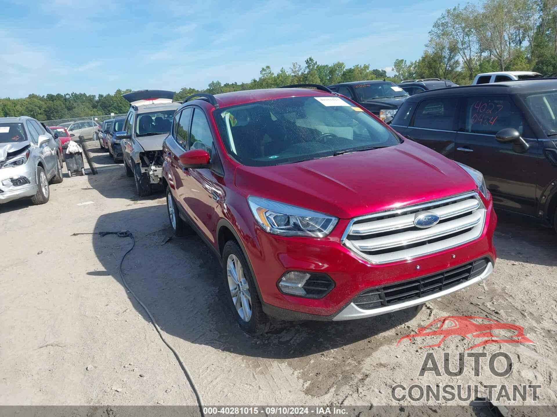 FORD ESCAPE 2018 - 1FMCU9HD1JUD17496