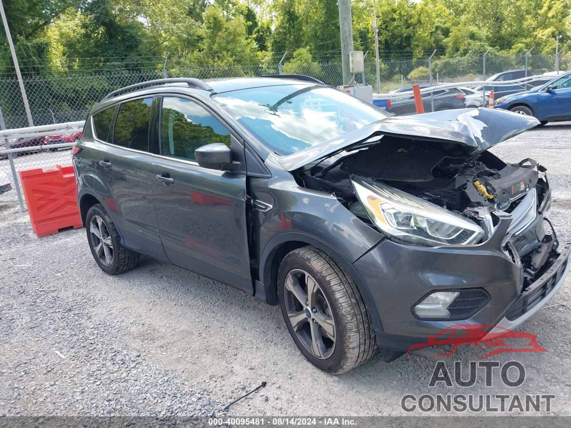 FORD ESCAPE 2017 - 1FMCU9GD9HUE52138