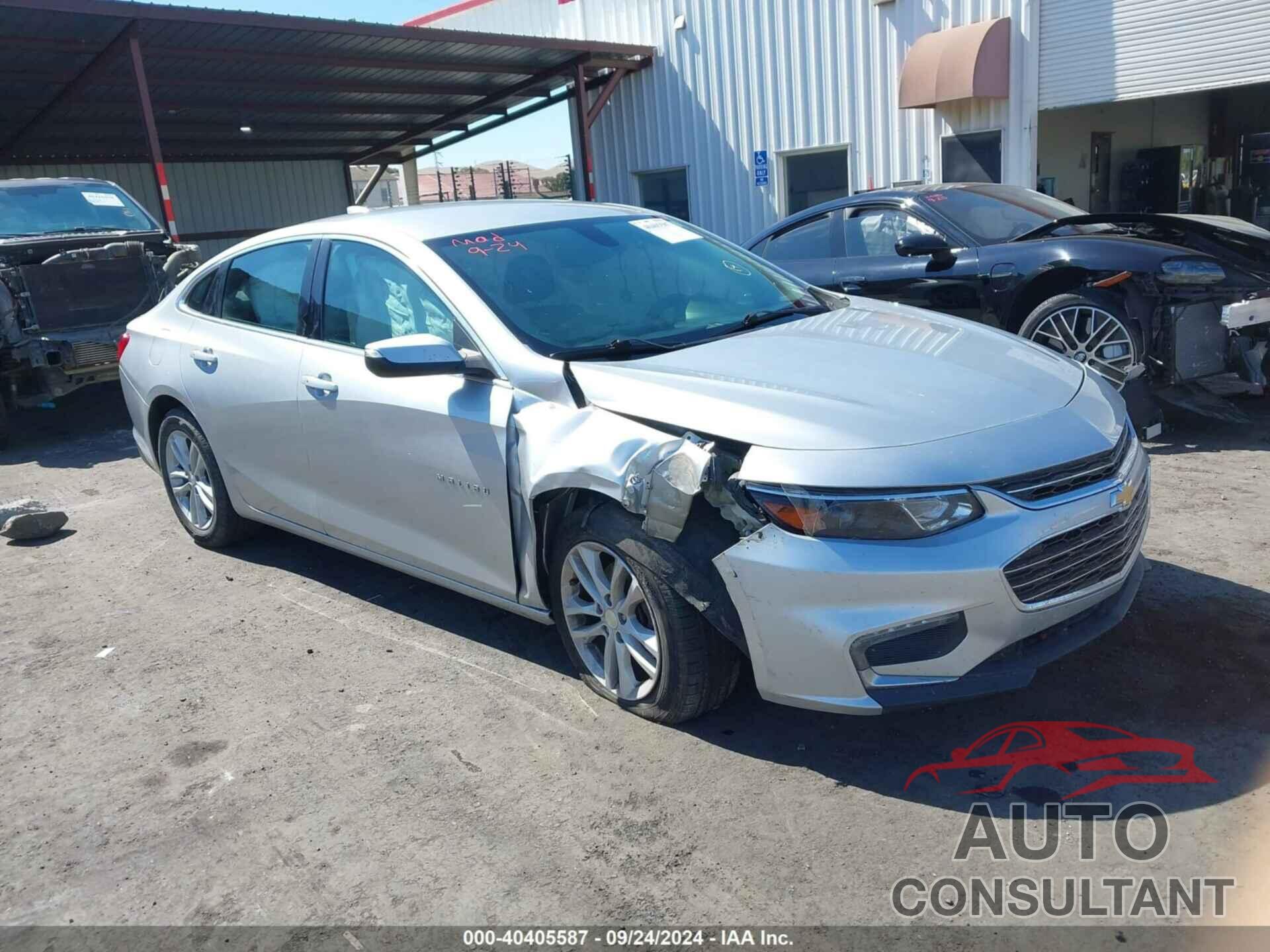 CHEVROLET MALIBU 2018 - 1G1ZD5ST1JF139920