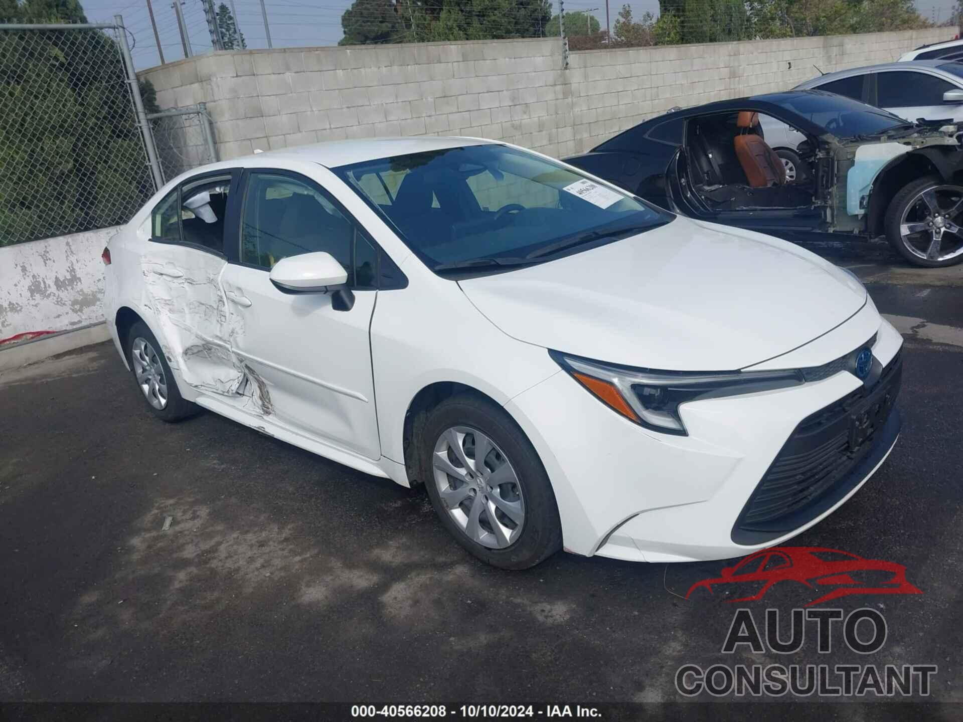 TOYOTA COROLLA 2023 - JTDBCMFE3PJ003652