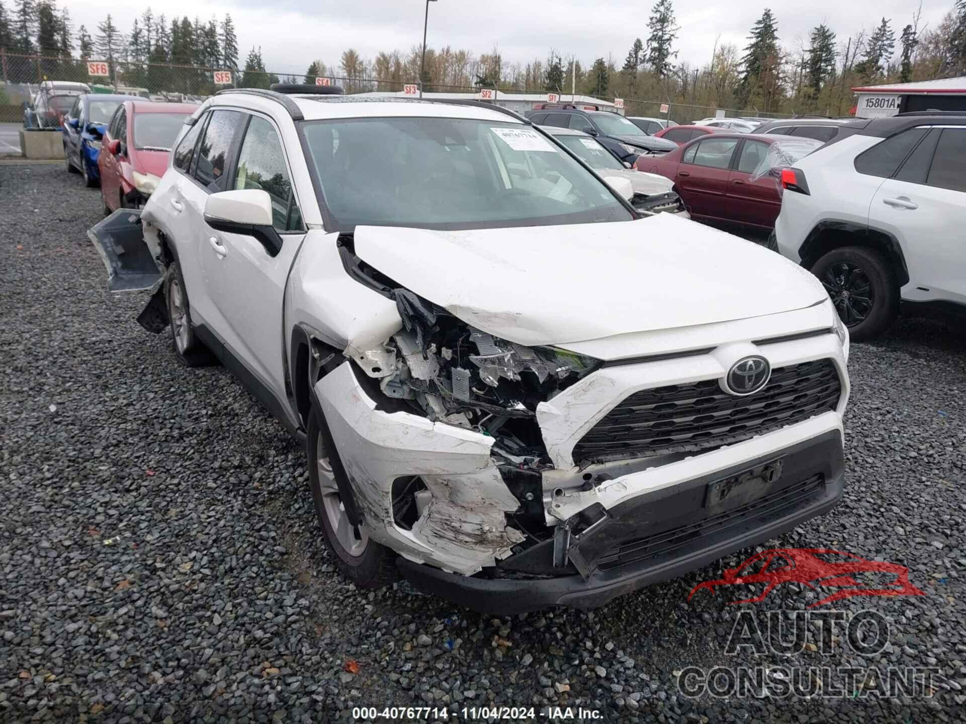 TOYOTA RAV4 2019 - JTMP1RFV8KD004344