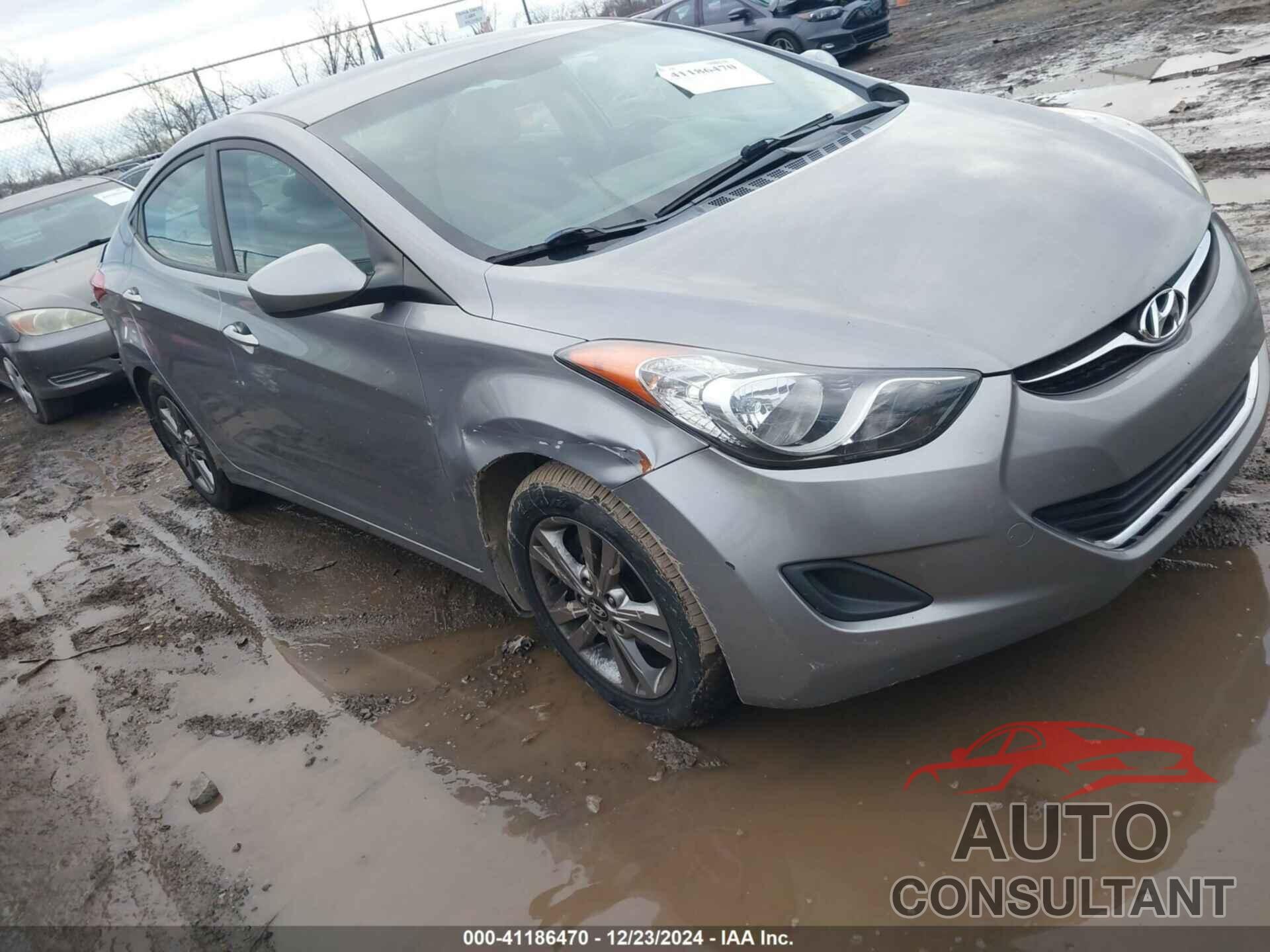 HYUNDAI ELANTRA 2012 - KMHDH4AE9CU445518