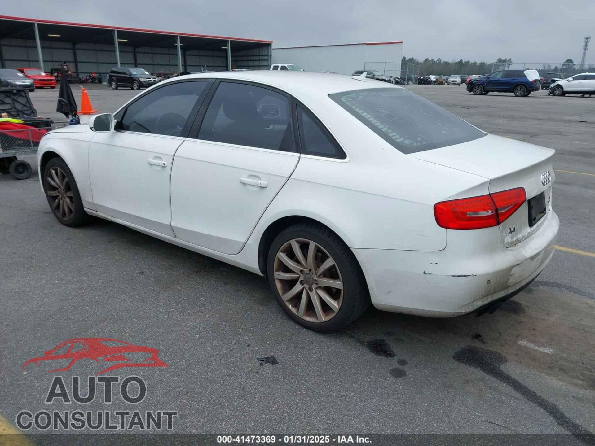 AUDI A4 2013 - WAUFFAFL3DN048159