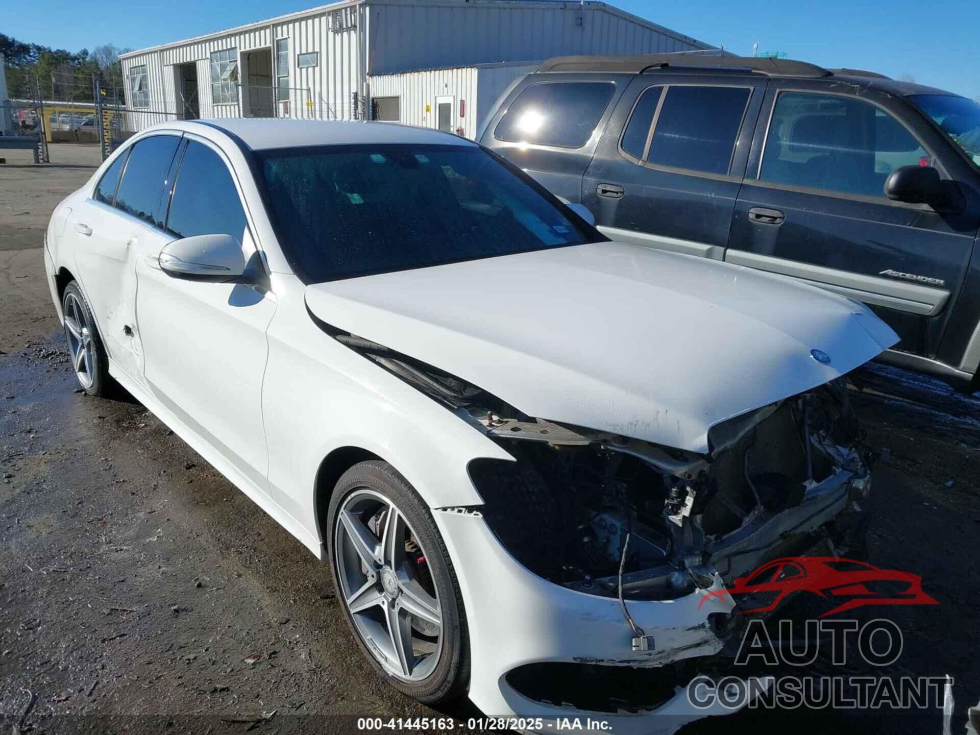 MERCEDES-BENZ C 300 2015 - 55SWF4KB6FU015920