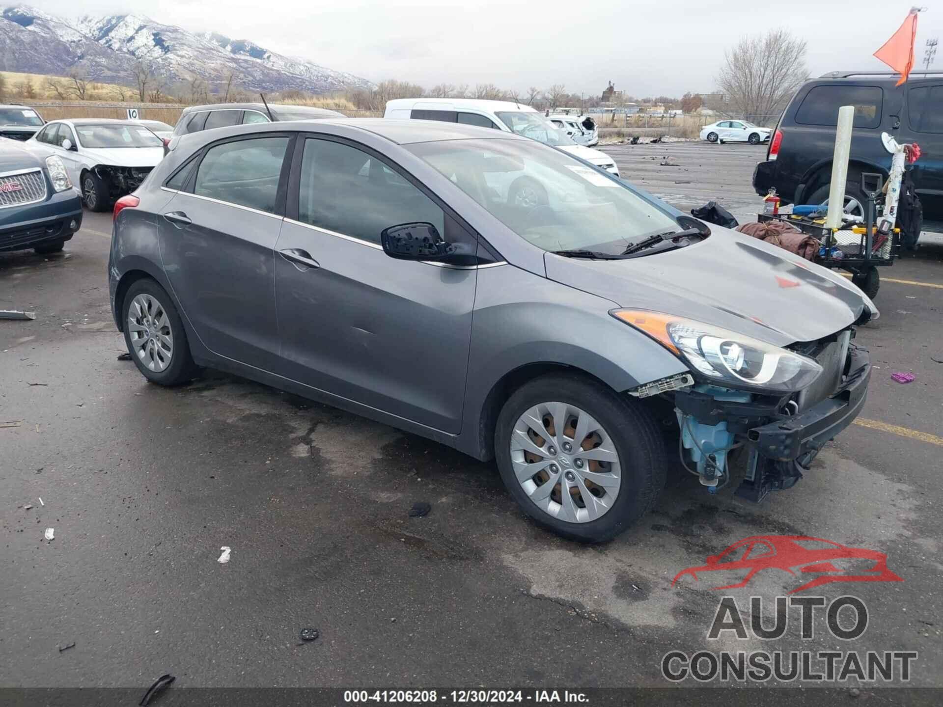 HYUNDAI ELANTRA GT 2017 - KMHD35LH8HU381409