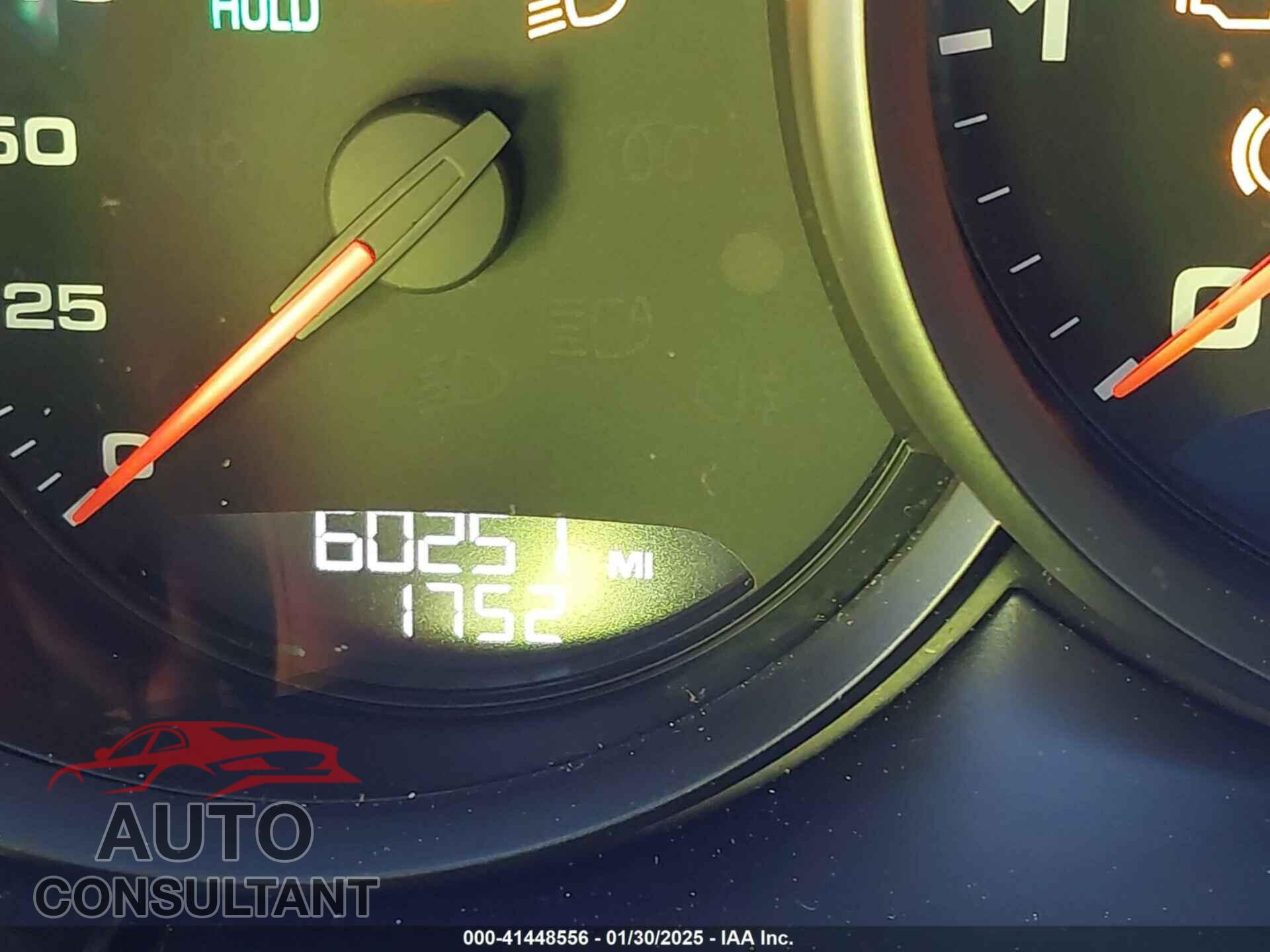 PORSCHE MACAN 2018 - WP1AA2A58JLB08856