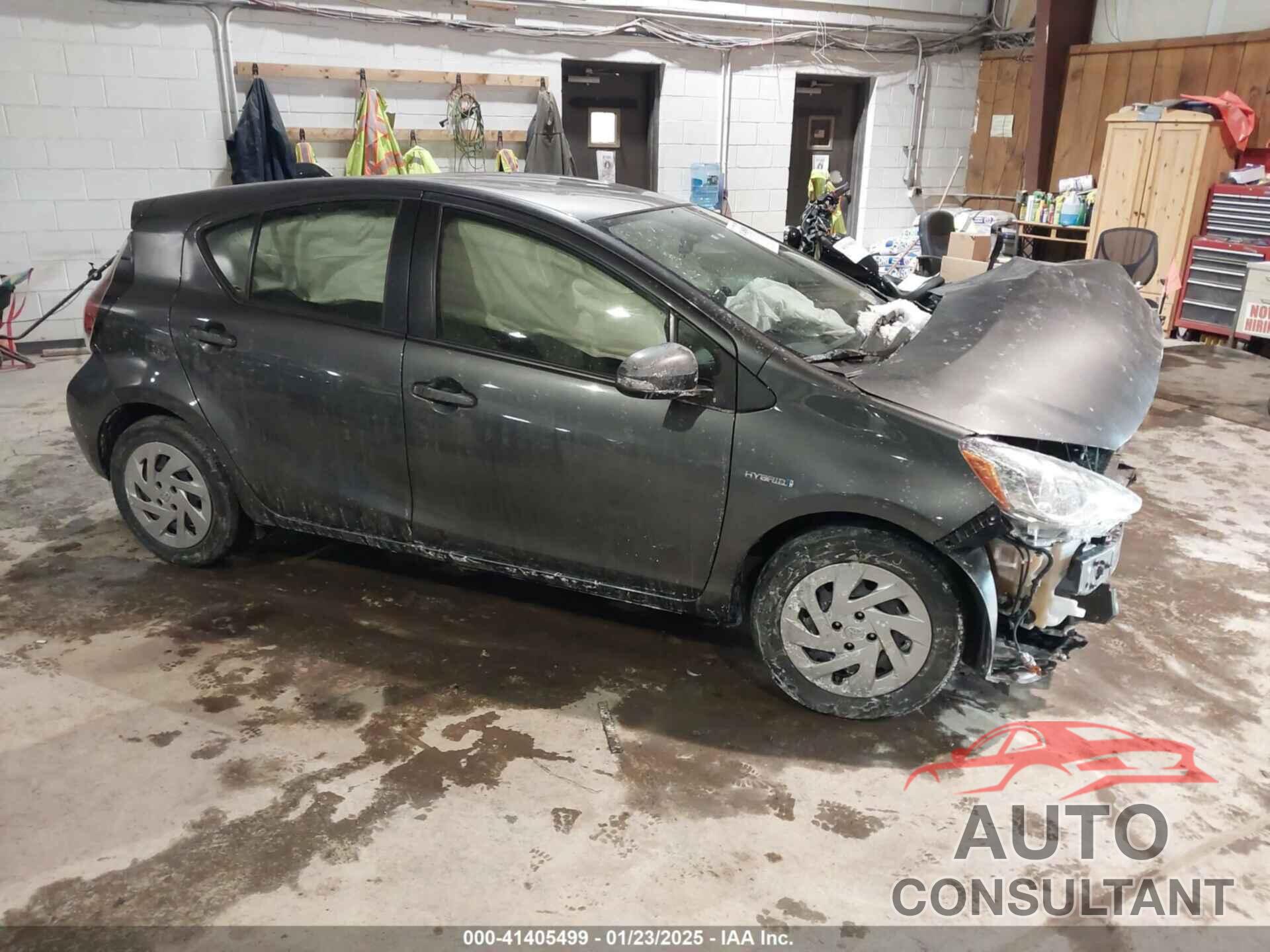 TOYOTA PRIUS C 2016 - JTDKDTB33G1589717
