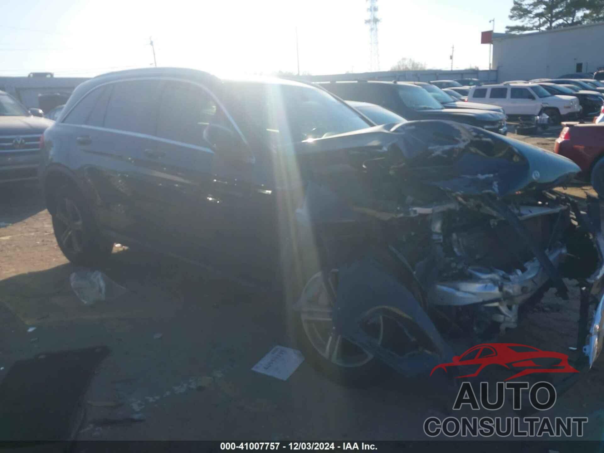 MERCEDES-BENZ GLC 300 2019 - WDC0G4KB0KV140437