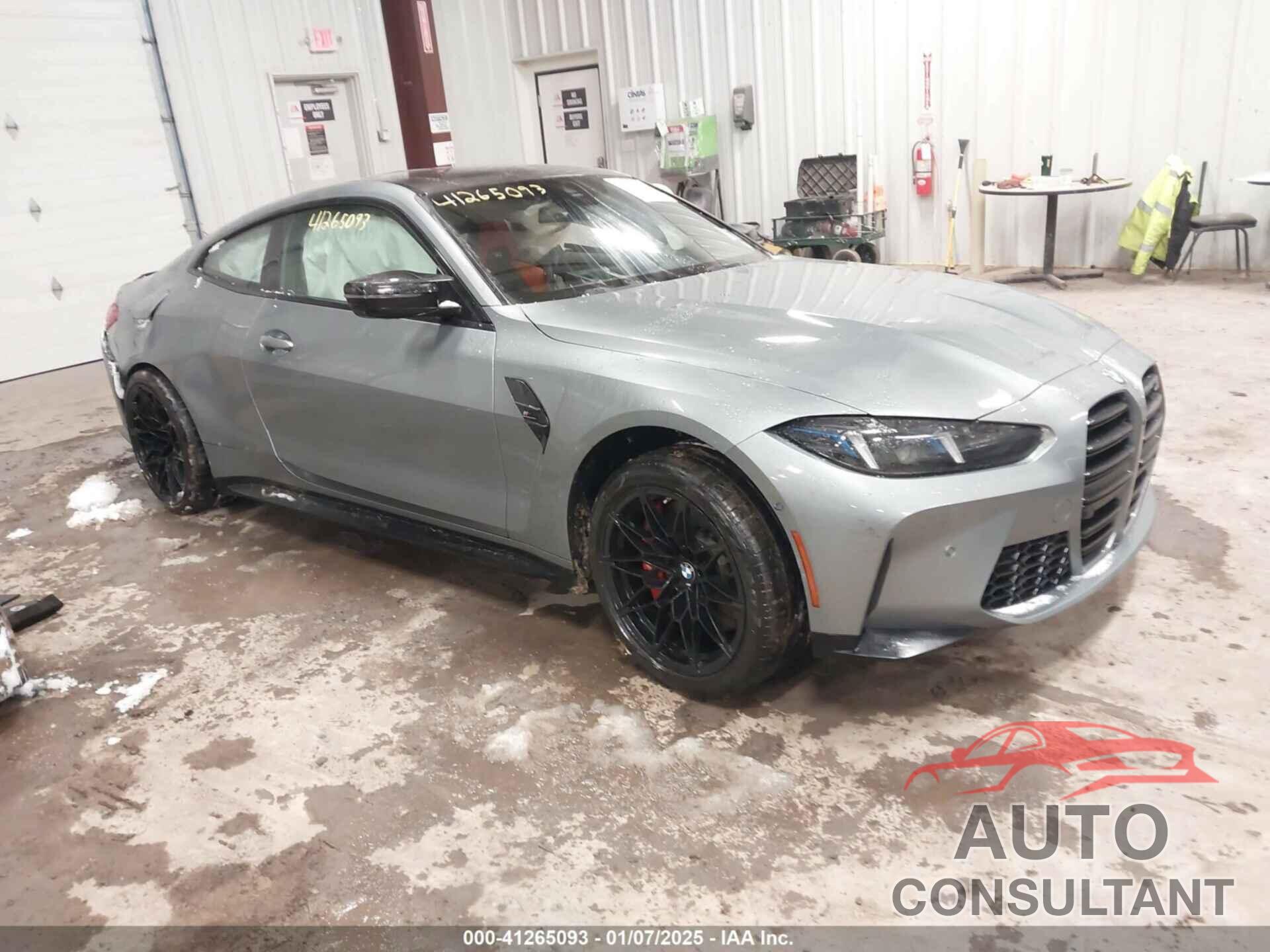 BMW M4 2025 - WBS33HK05SCT86800