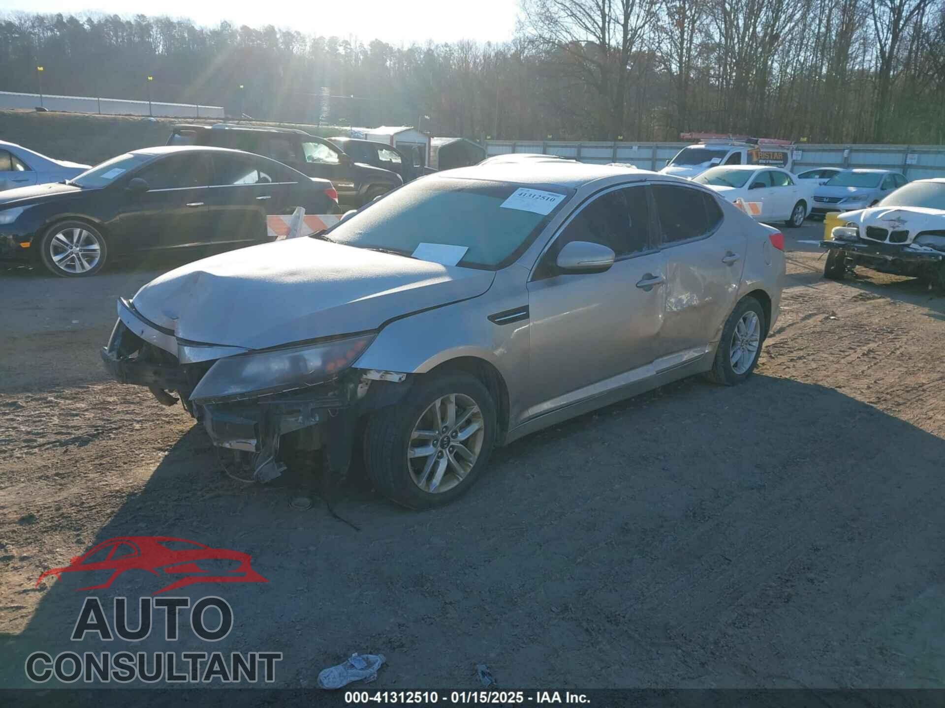 KIA OPTIMA 2011 - KNAGM4A75B5103052