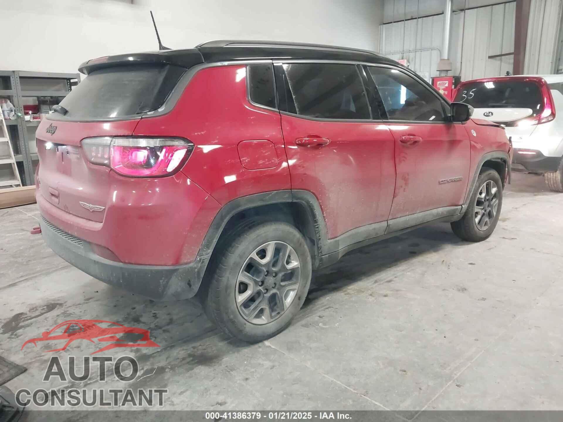 JEEP COMPASS 2018 - 3C4NJDDB2JT201683