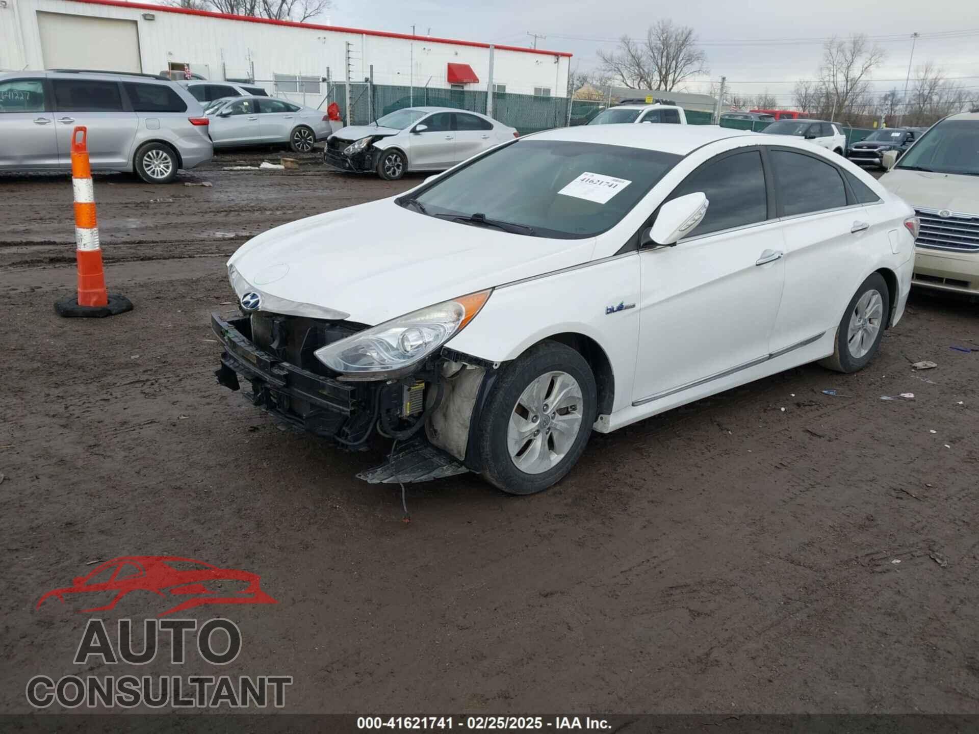 HYUNDAI SONATA HYBRID 2014 - KMHEC4A4XEA113473