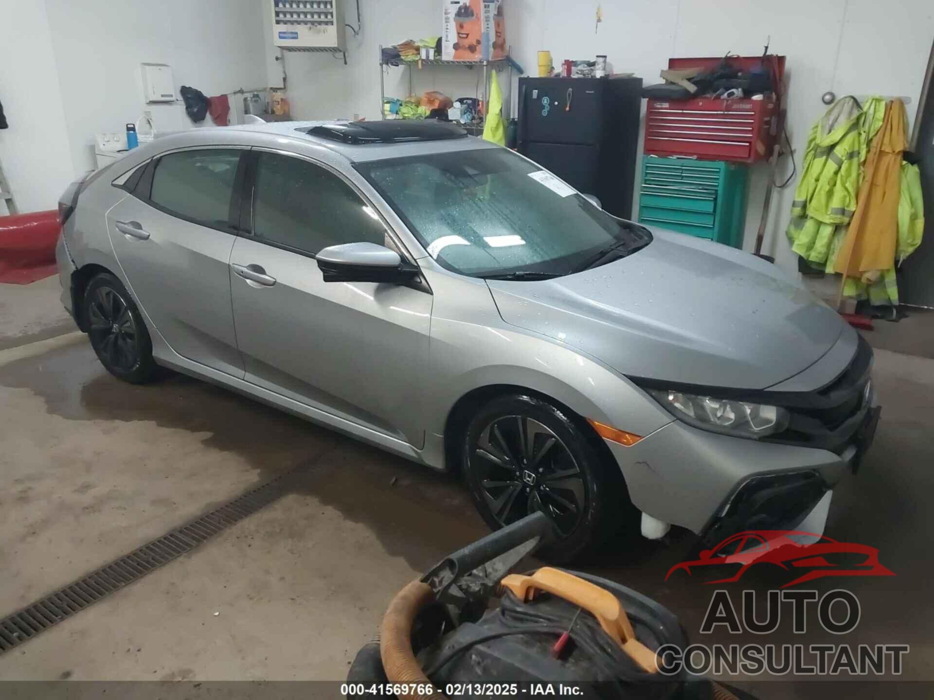 HONDA CIVIC 2019 - SHHFK7H60KU202023