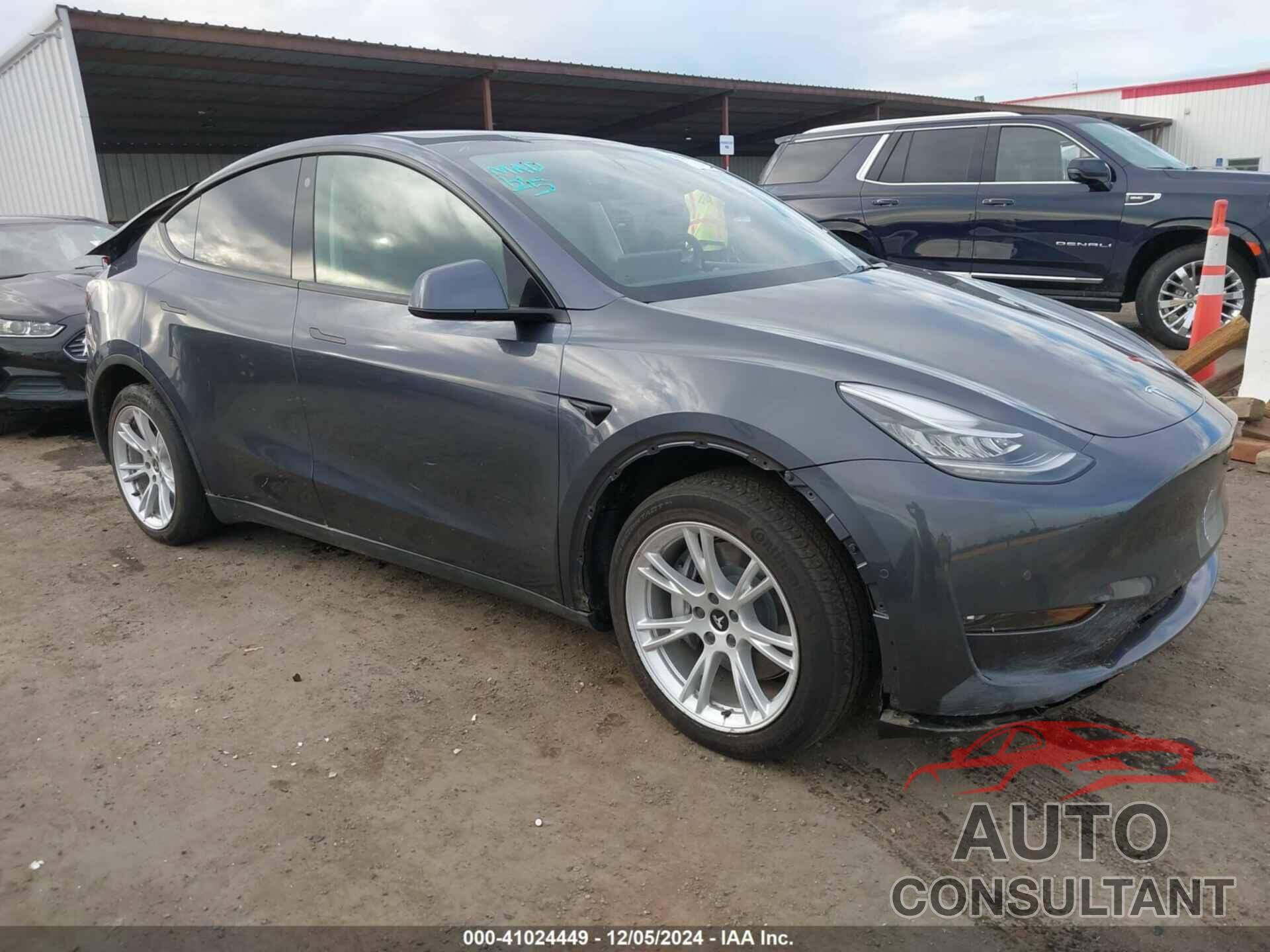 TESLA MODEL Y 2022 - 7SAYGDEE1NF487442