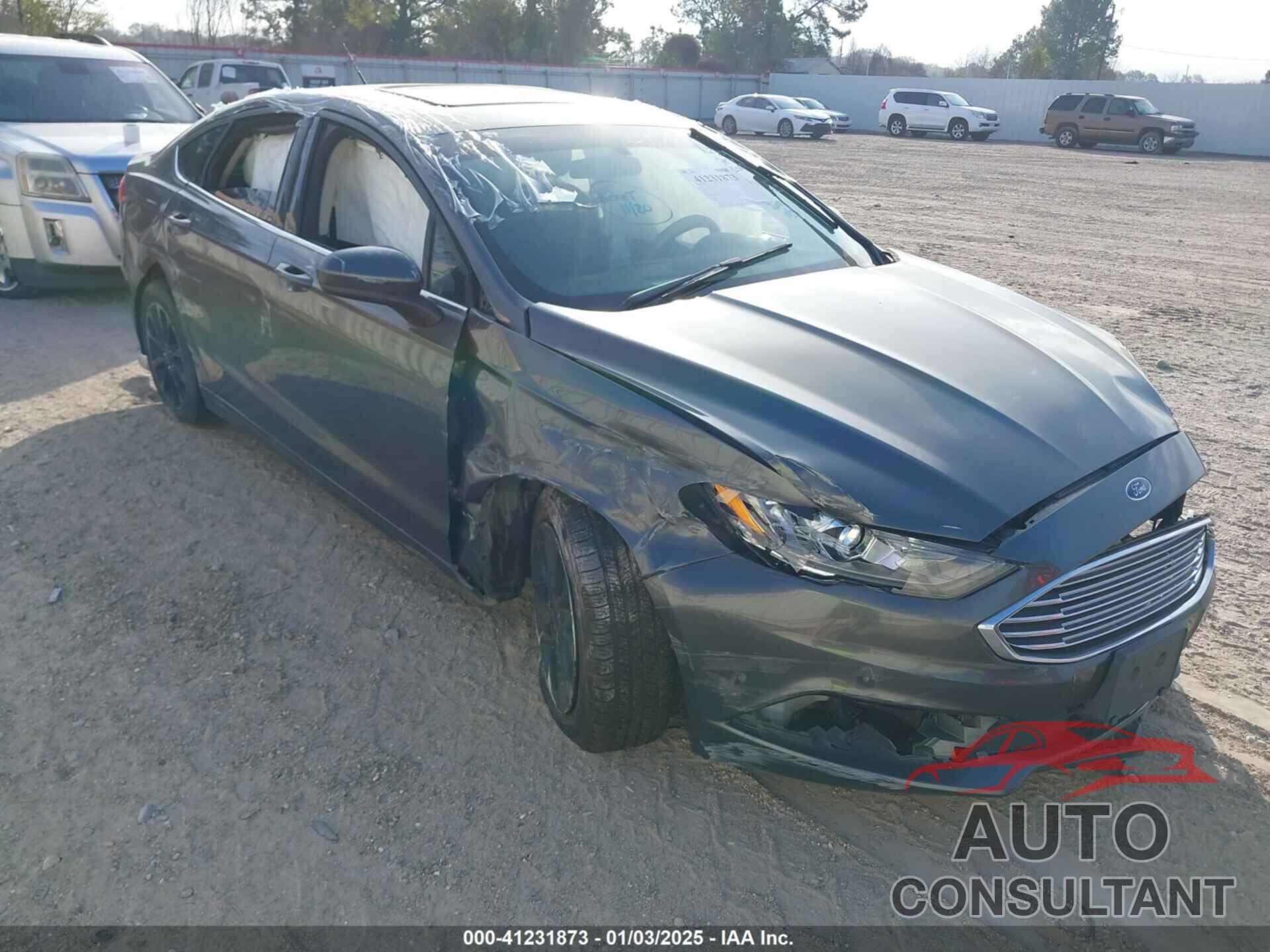 FORD FUSION 2017 - 3FA6P0H7XHR142008