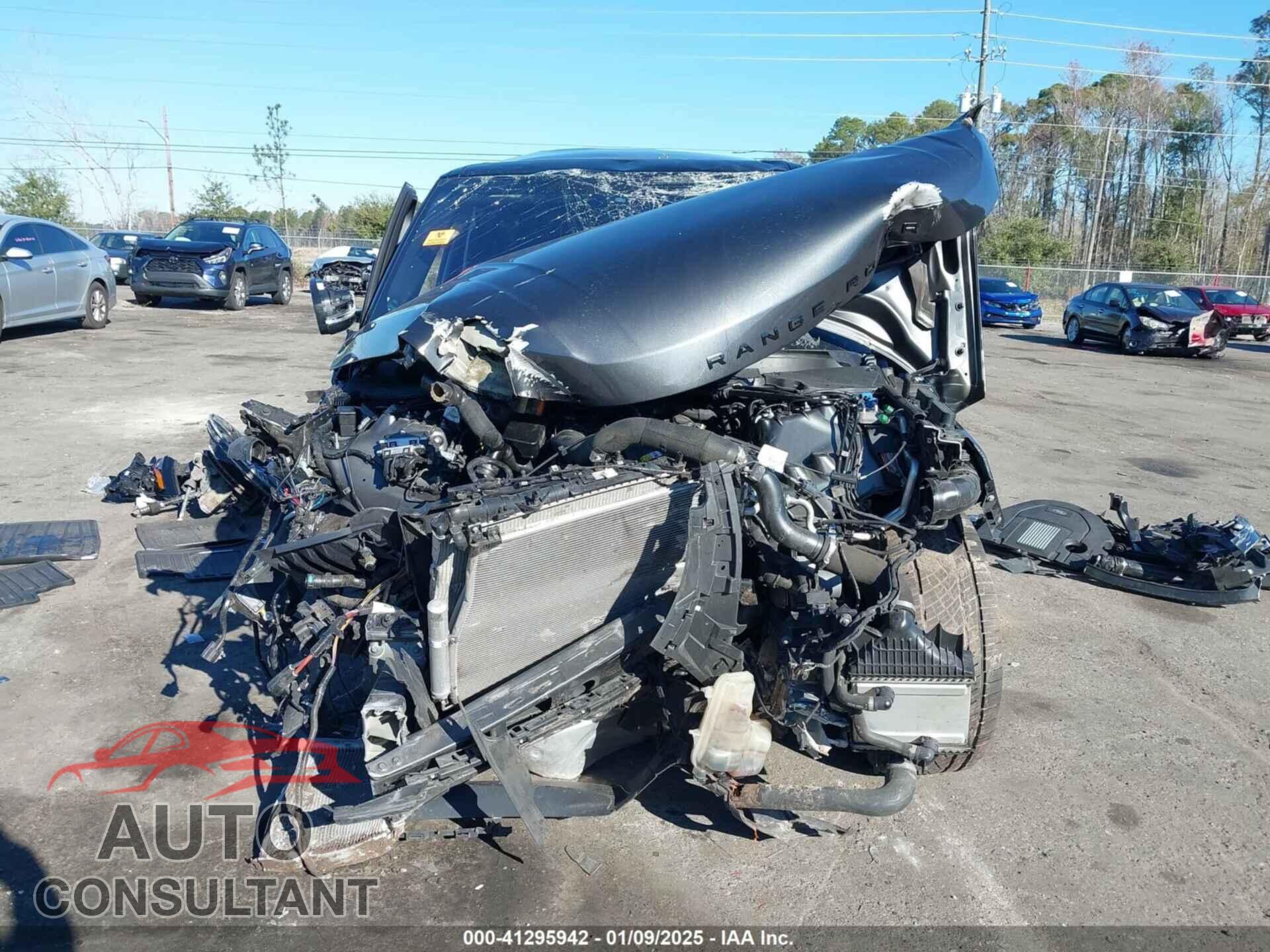 LAND ROVER RANGE ROVER 2019 - SALGS2RK3KA543096