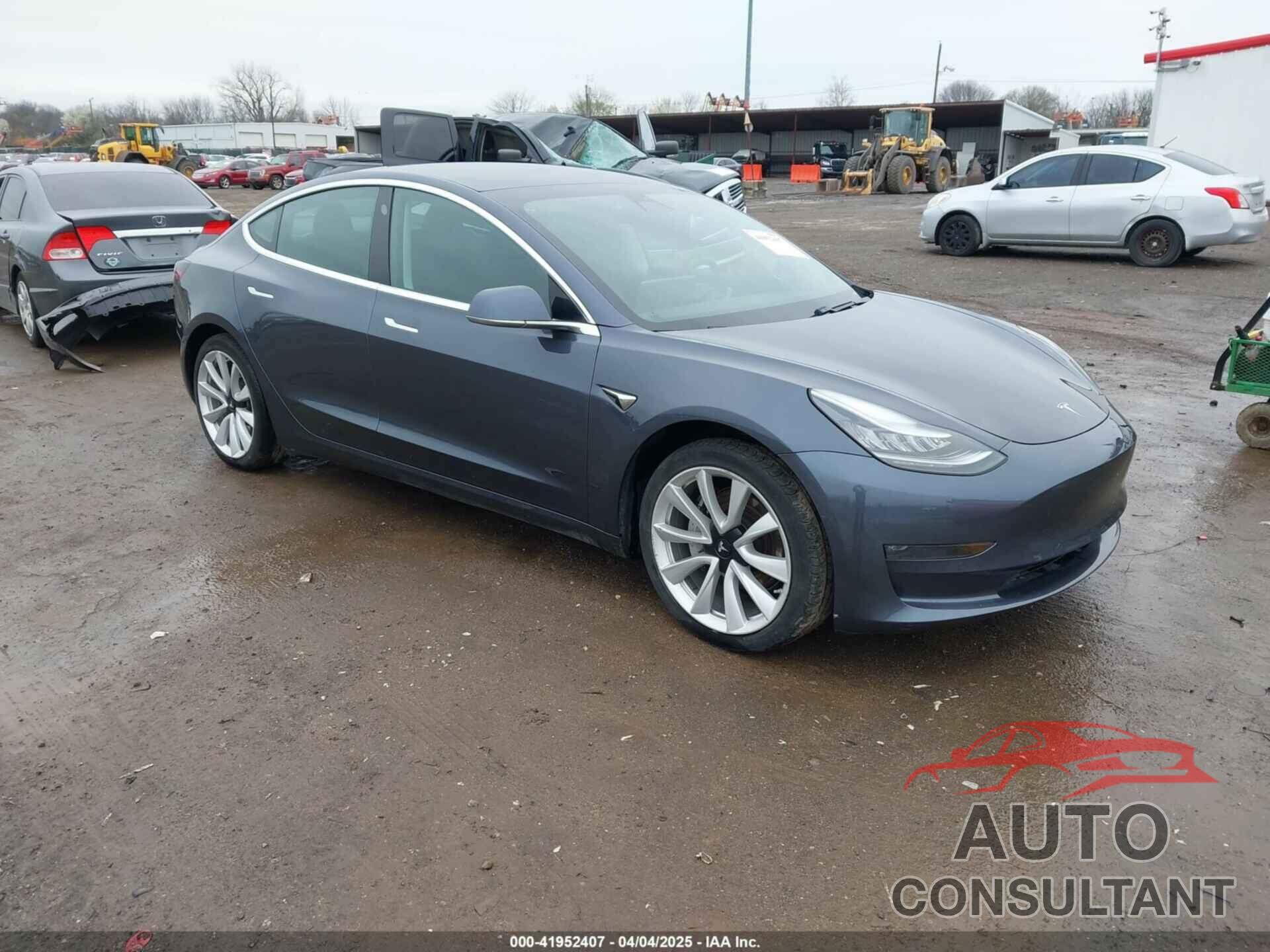 TESLA MODEL 3 2019 - 5YJ3E1EB3KF469294