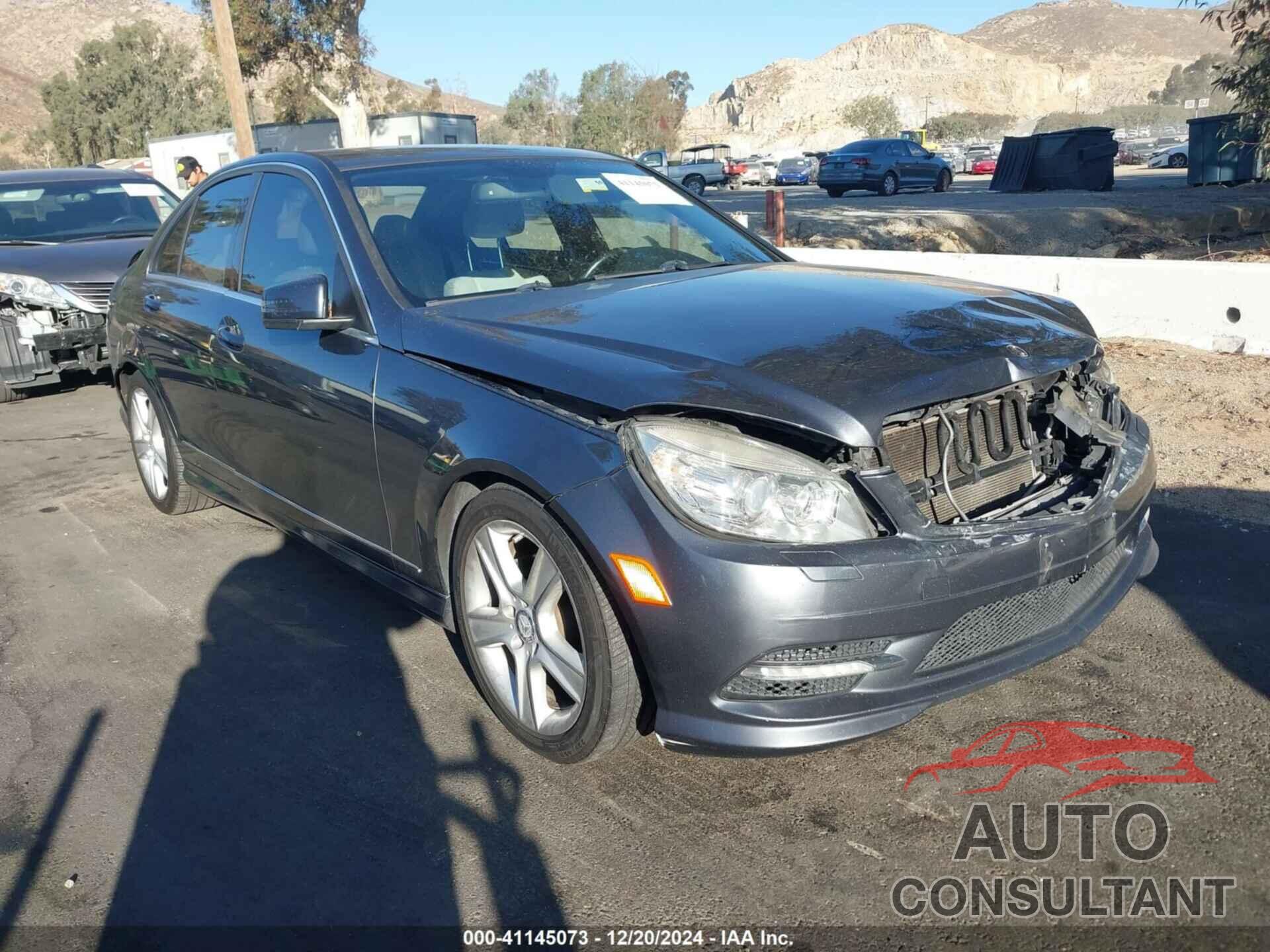 MERCEDES-BENZ C 300 2011 - WDDGF5EB4BR136043