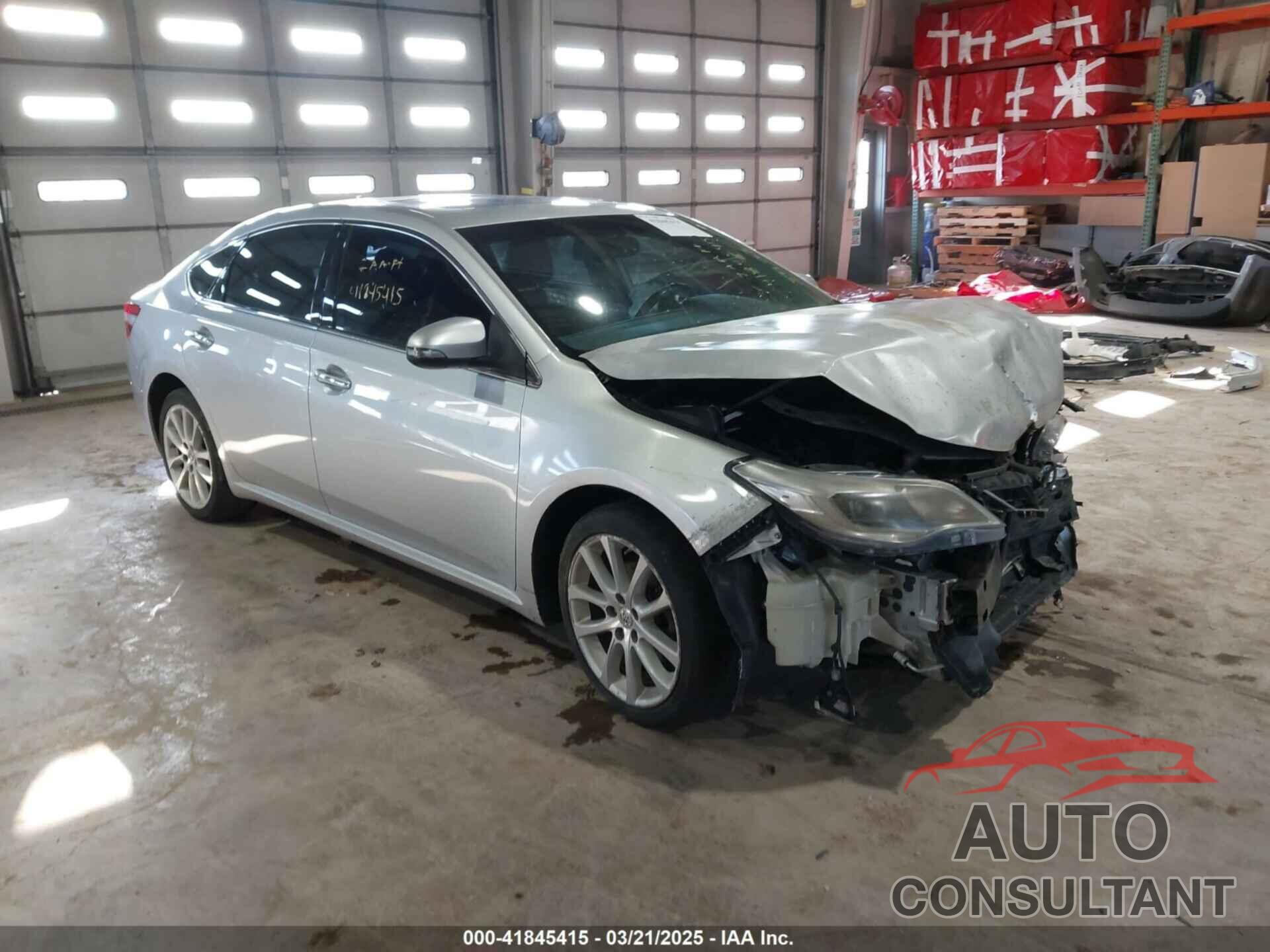 TOYOTA AVALON 2013 - 4T1BK1EB0DU058025
