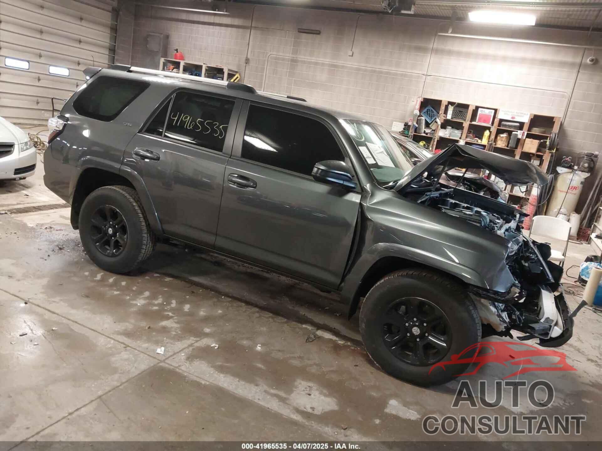 TOYOTA 4RUNNER 2023 - JTEEU5JR5P5300355